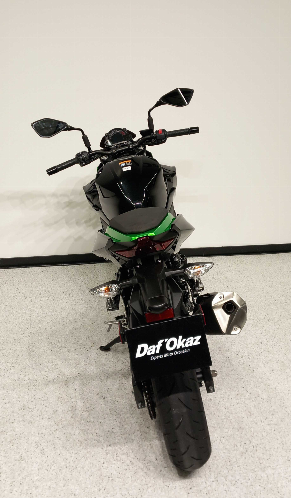 Kawasaki Z 400 2020 vue arrière