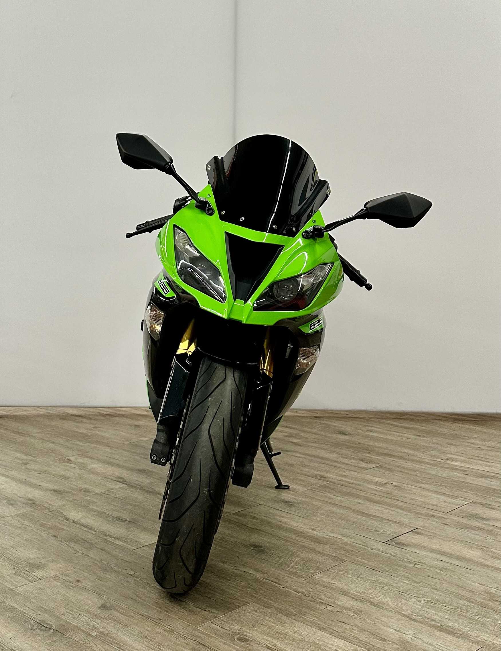 Kawasaki ZX-6R 636 Ninja 2013 HD vue avant