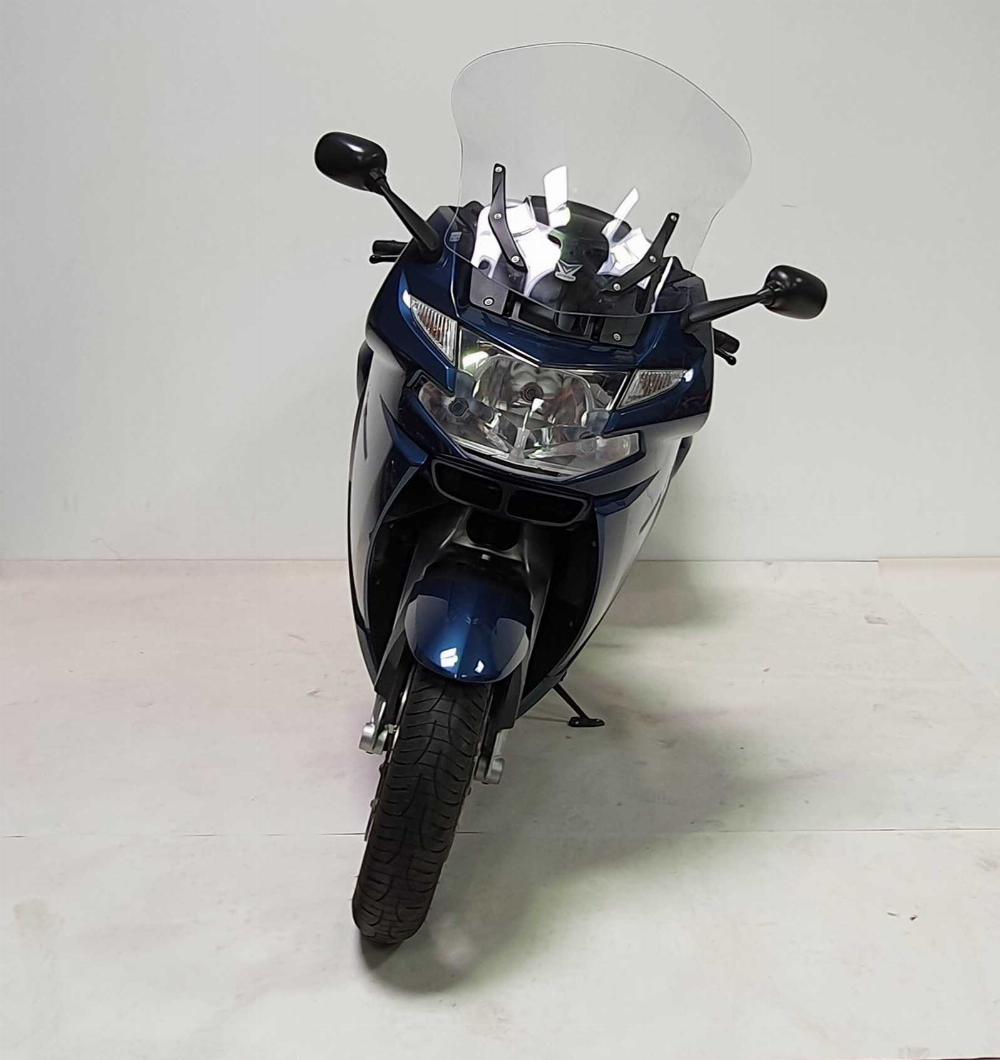 BMW K 1200 GT 2007 vue avant
