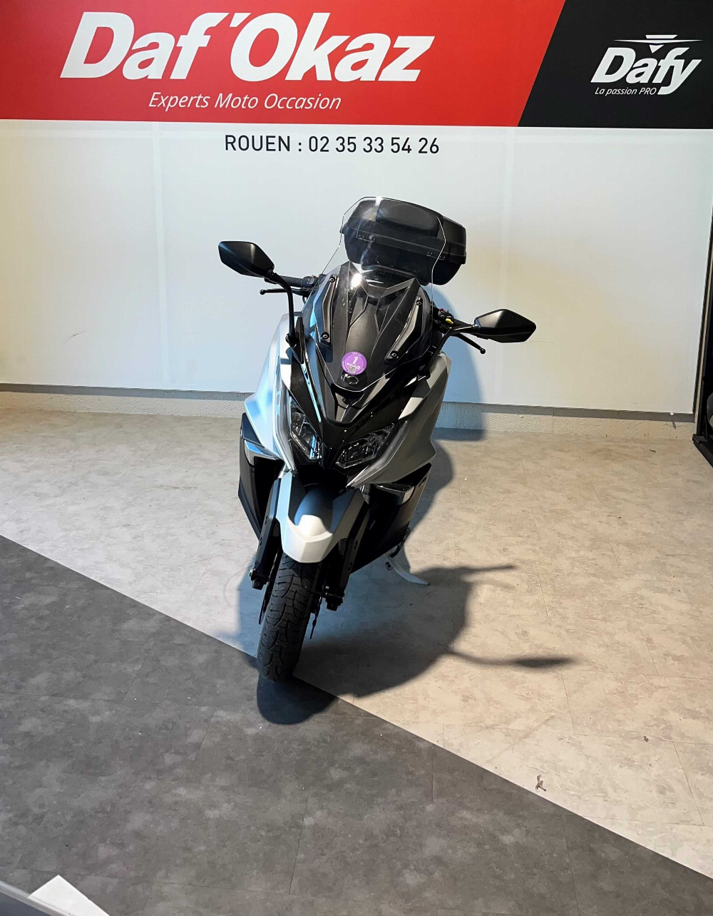 Kymco AK 550 2019 vue avant