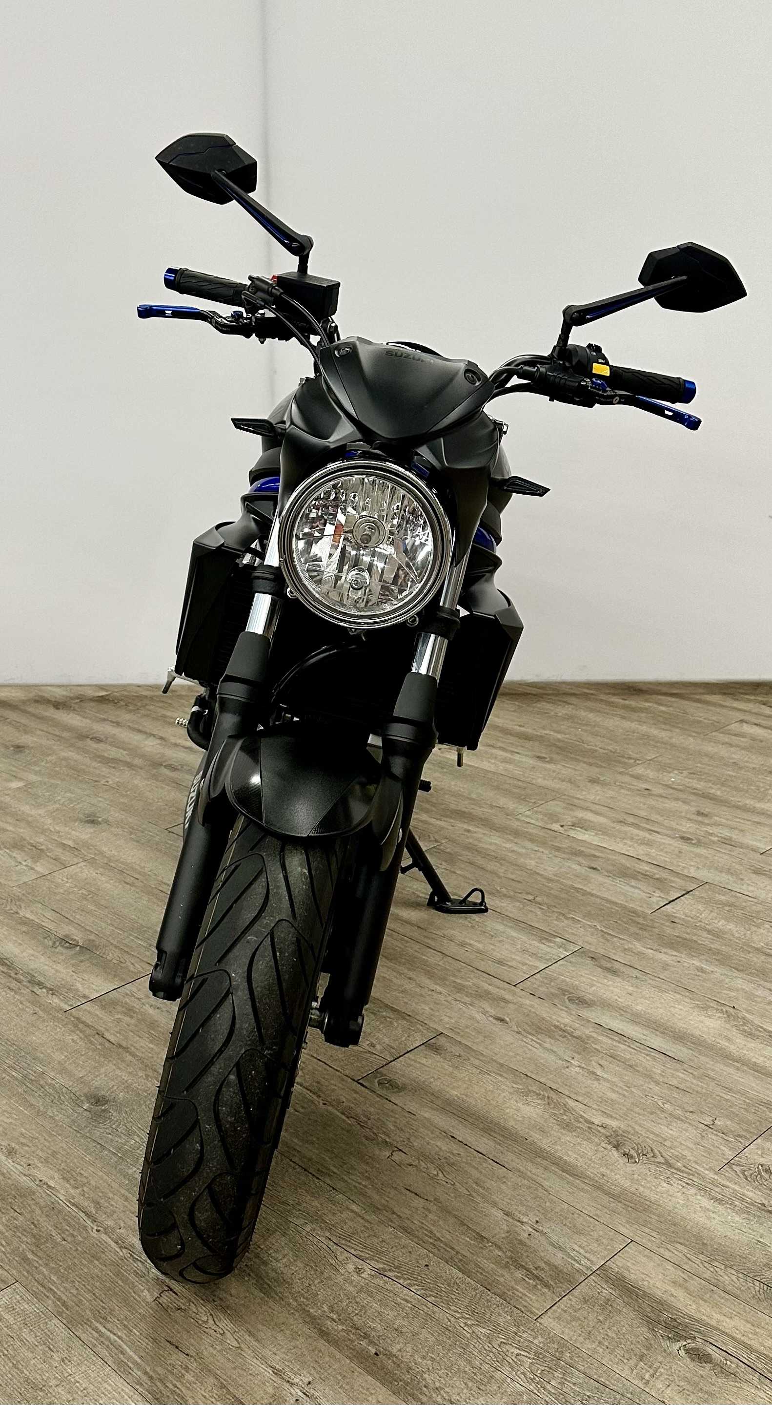 Suzuki SV 650 2022 HD vue avant