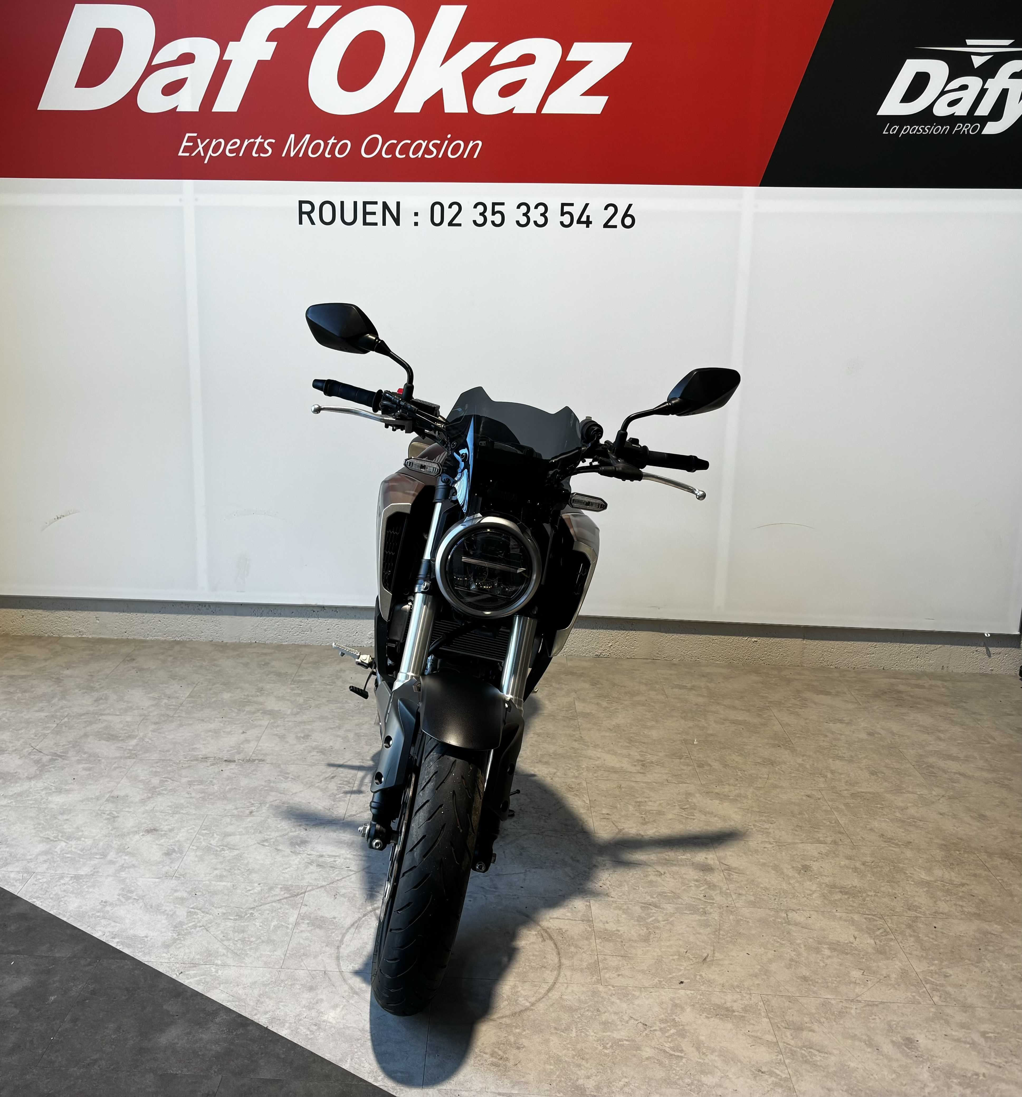 Honda CB 125 R 2018 HD vue avant