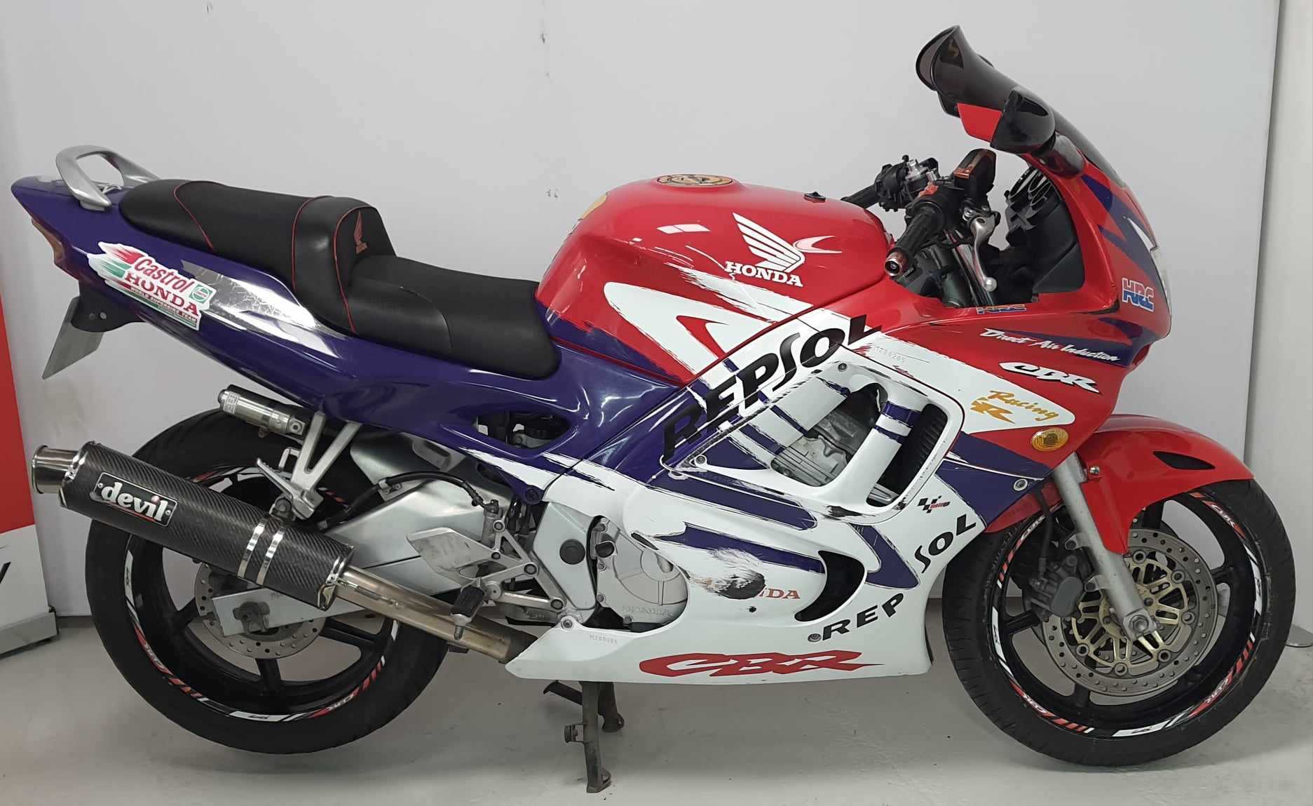 Honda CBR 600 F 1998 HD vue gauche