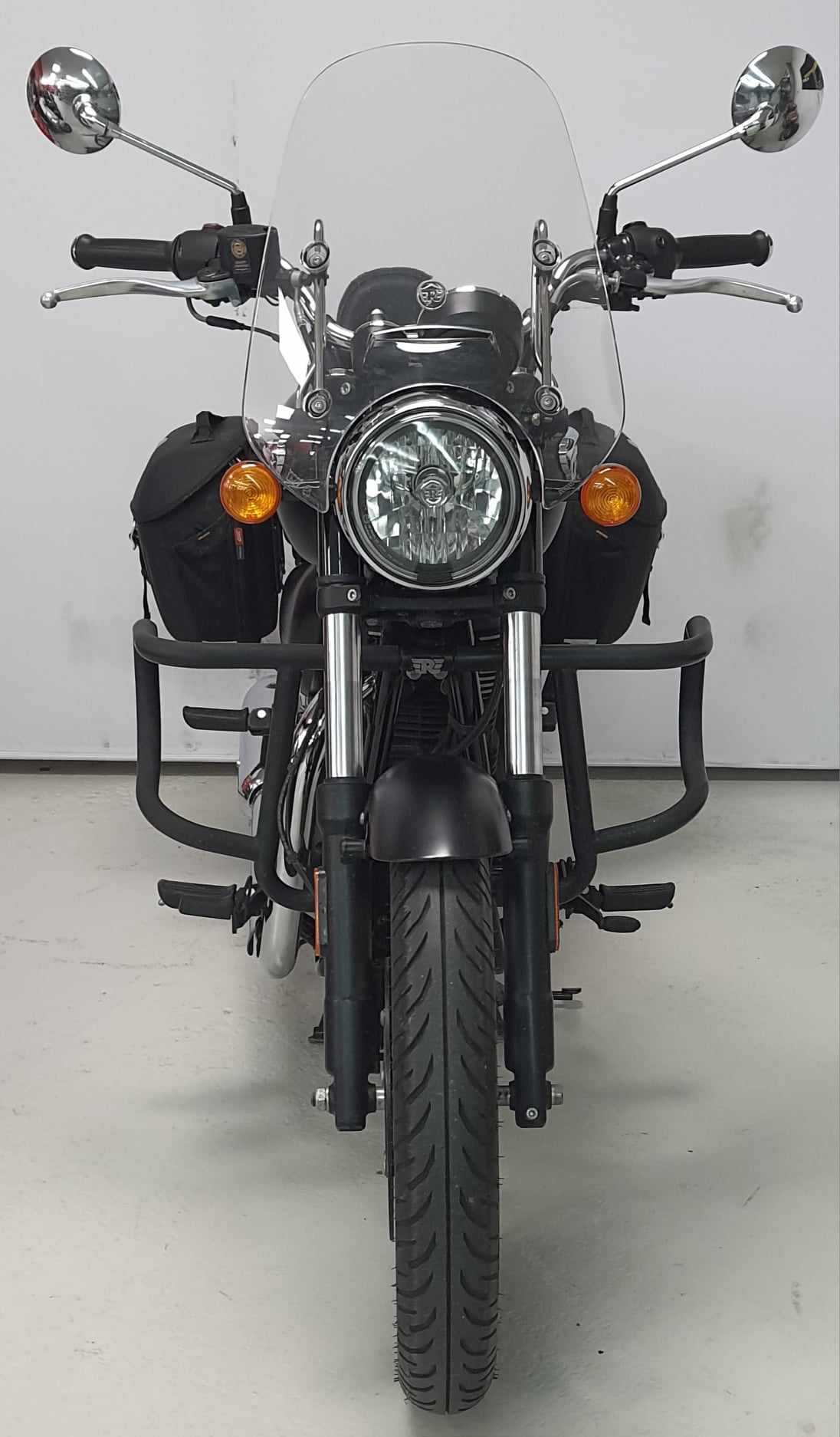 Royal Enfield METEOR 350 STELLAR BLACK 2022 HD vue avant