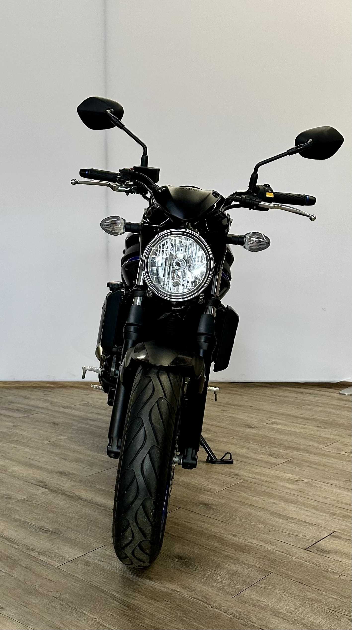 Suzuki SV 650 2019 HD vue avant