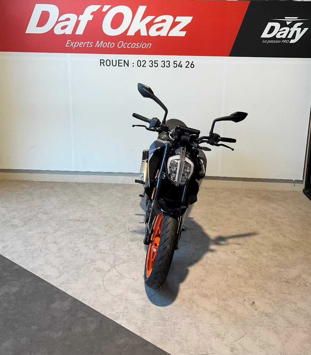 KTM 390 Duke 2021 vue avant