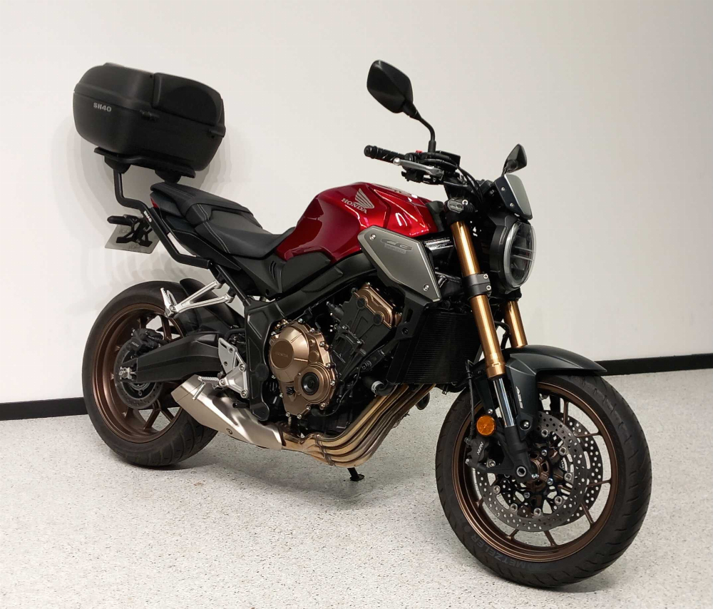 Honda CB 650 R 2019 vue 3/4 droite