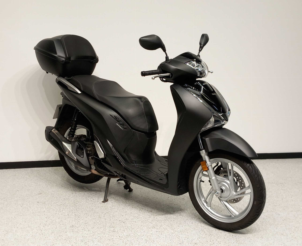 Honda SH 125 i 2019 vue 3/4 droite