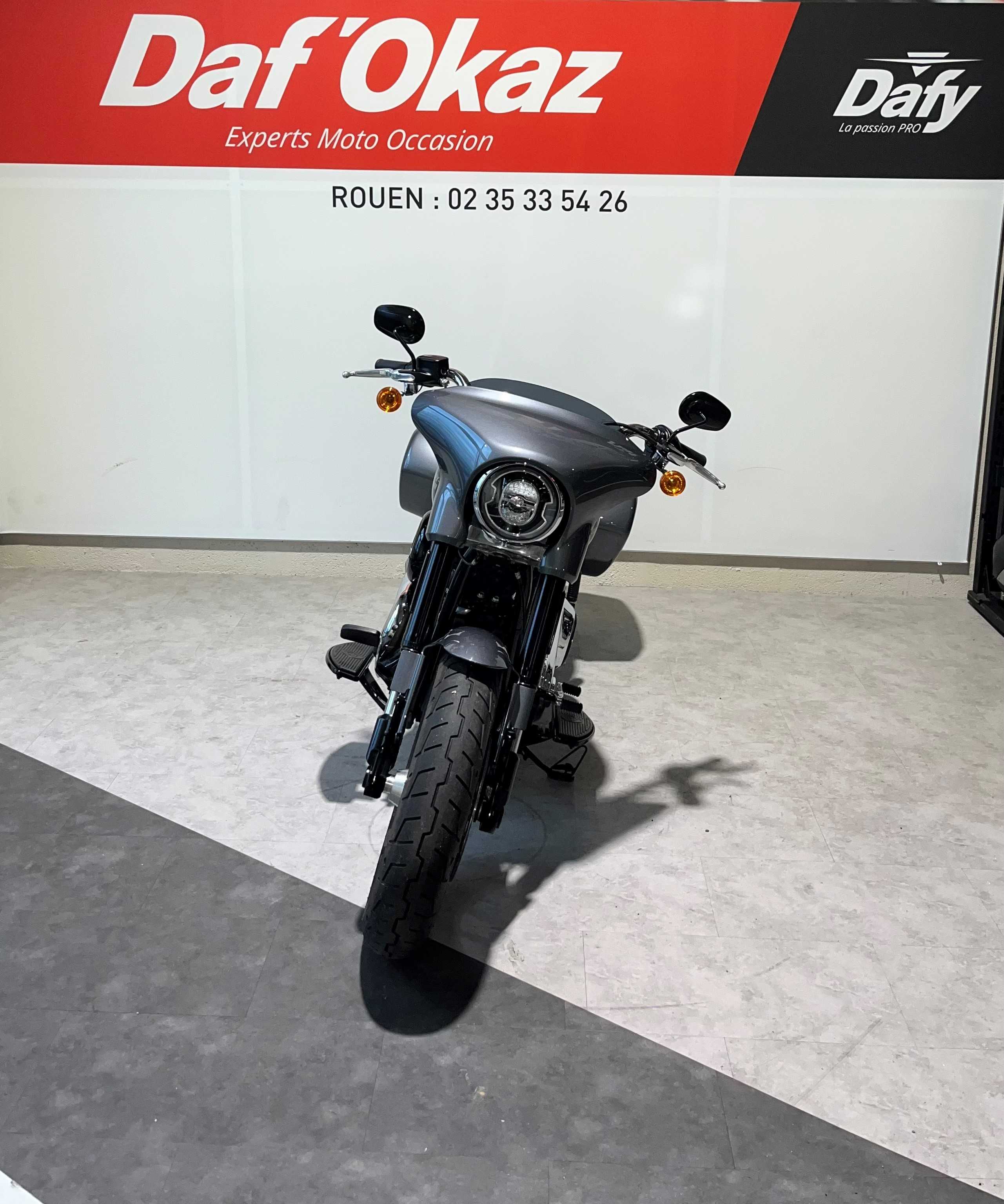 Harley-Davidson SPORT GLIDE softail 2022 HD vue avant