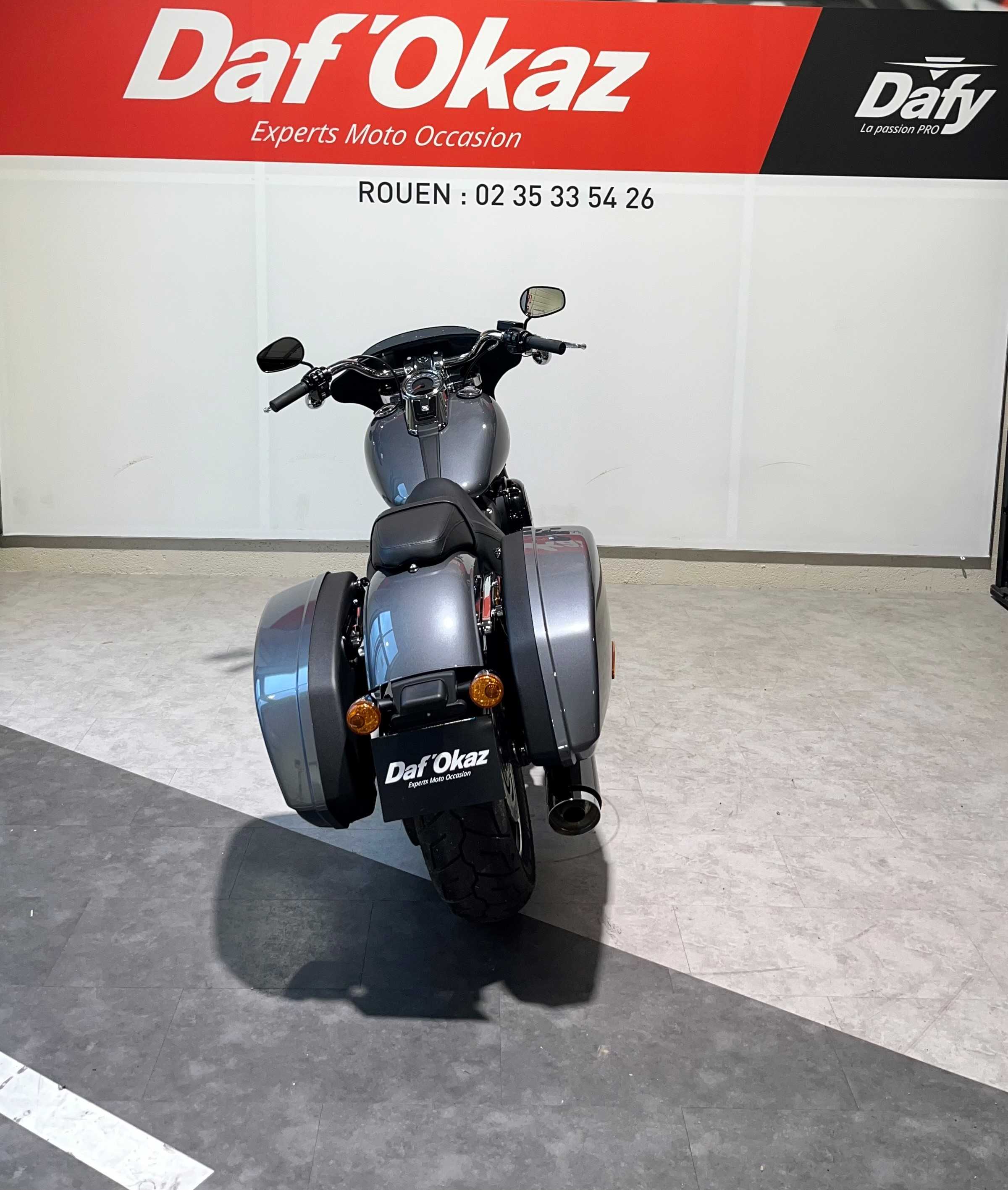 Harley-Davidson SPORT GLIDE softail 2022 HD vue arrière