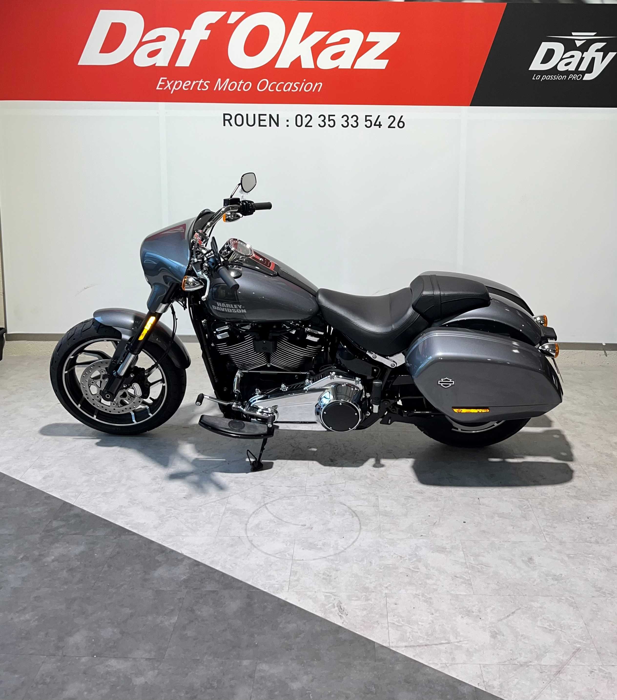 Harley-Davidson SPORT GLIDE softail 2022 HD vue gauche