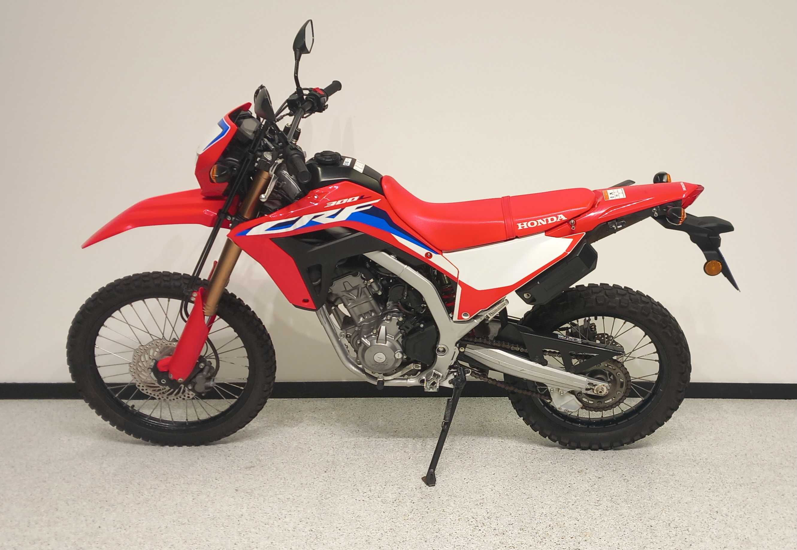 Honda CRF 300 L 2022 HD vue gauche