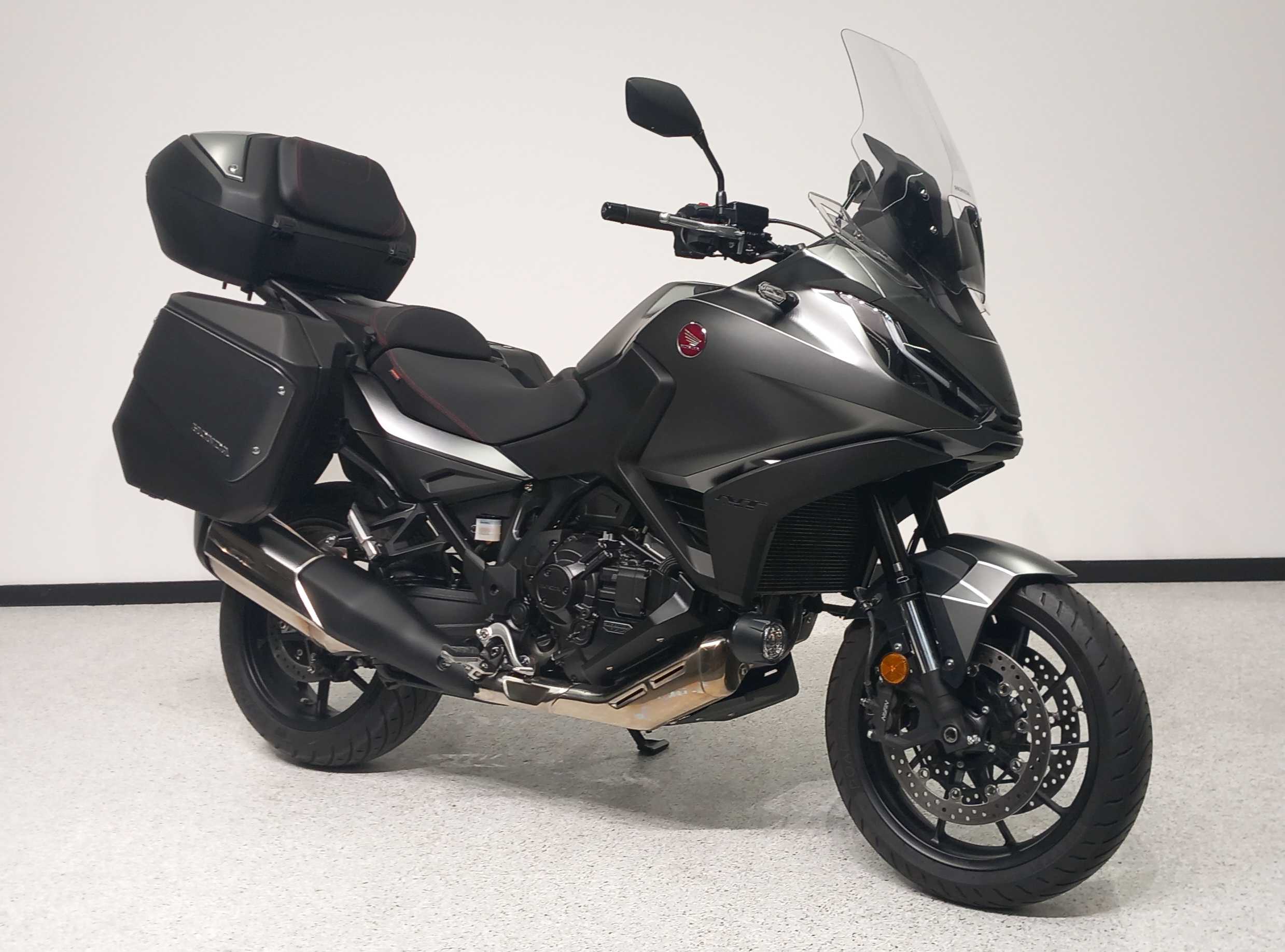 Honda NT 1100 DCT 2022 HD vue 3/4 droite