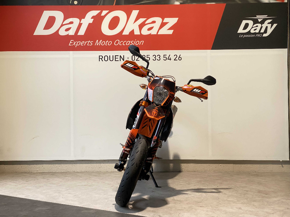 KTM 690 SMC R 2013 vue avant