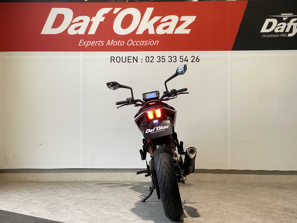 KTM KTM 125 DUKE DUKE 2018 vue arrière
