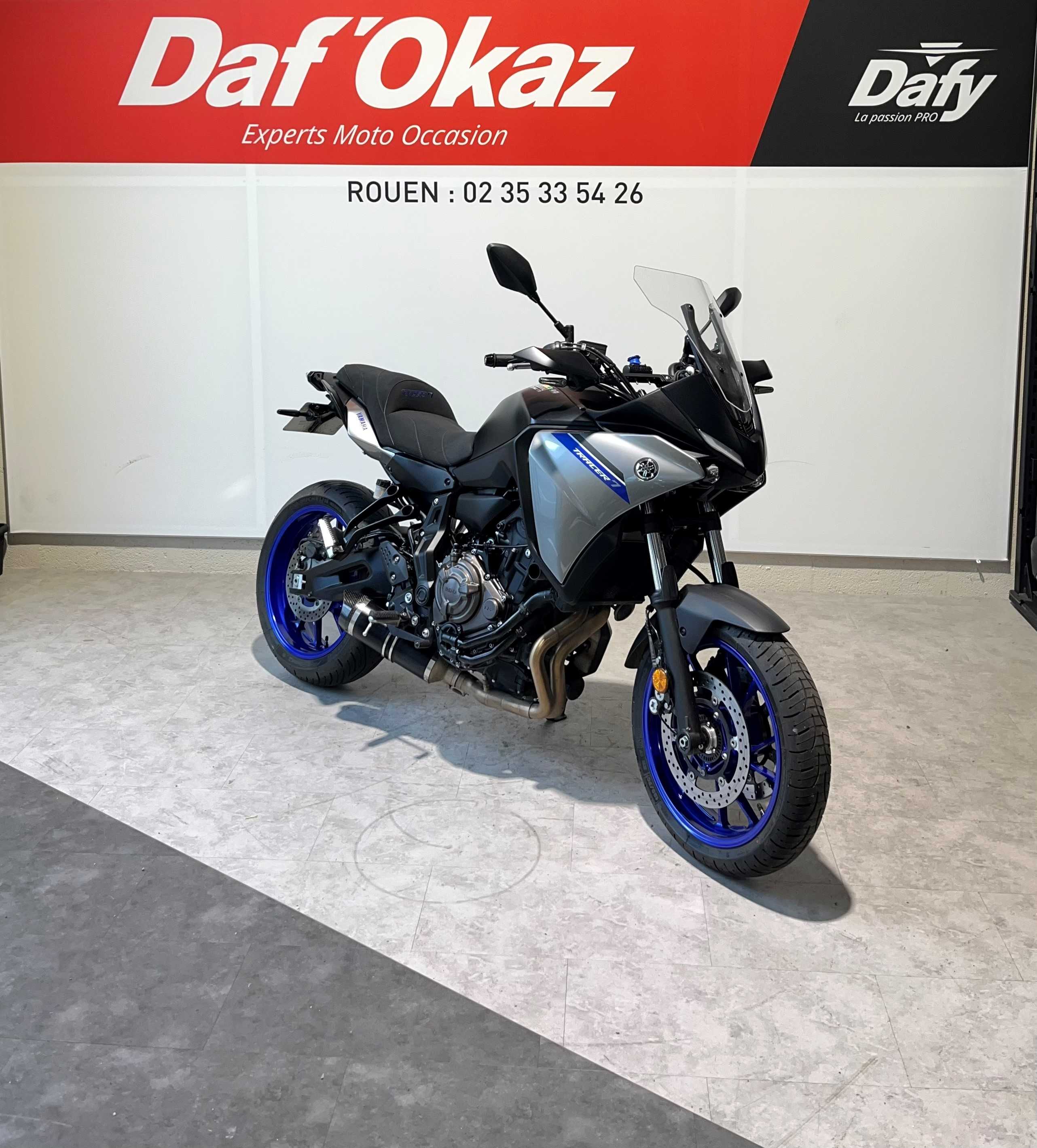 Yamaha TRACER MT 07 2023 HD vue 3/4 droite