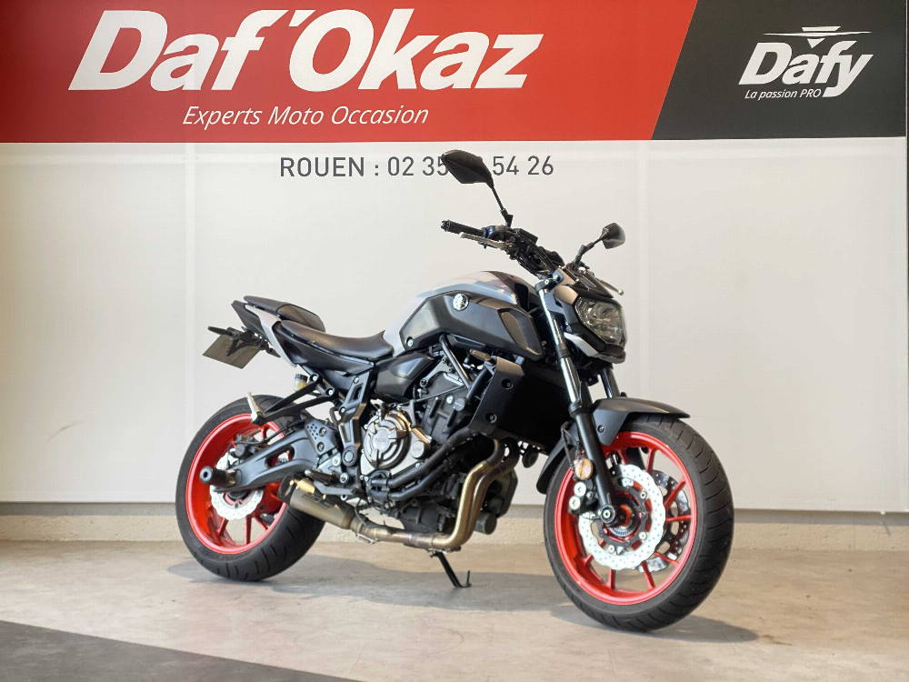 Yamaha MT-07 ABS 2020 vue 3/4 droite