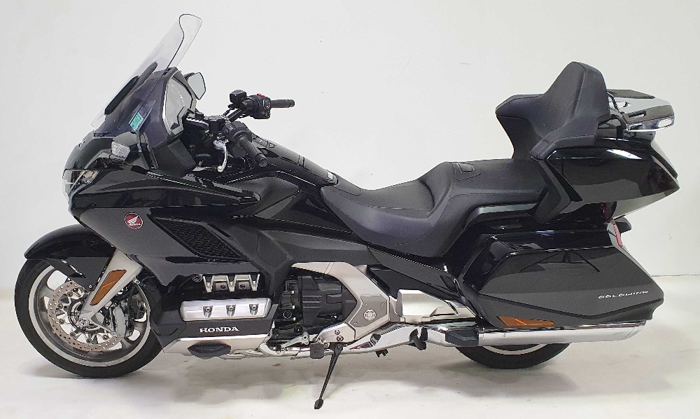 Honda GL 1800 Goldwing Tour 2019 vue gauche