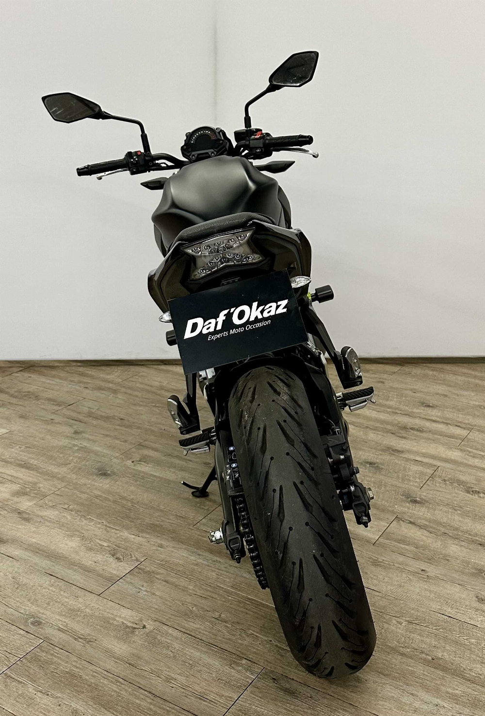 Kawasaki Z 650 2018 vue arrière