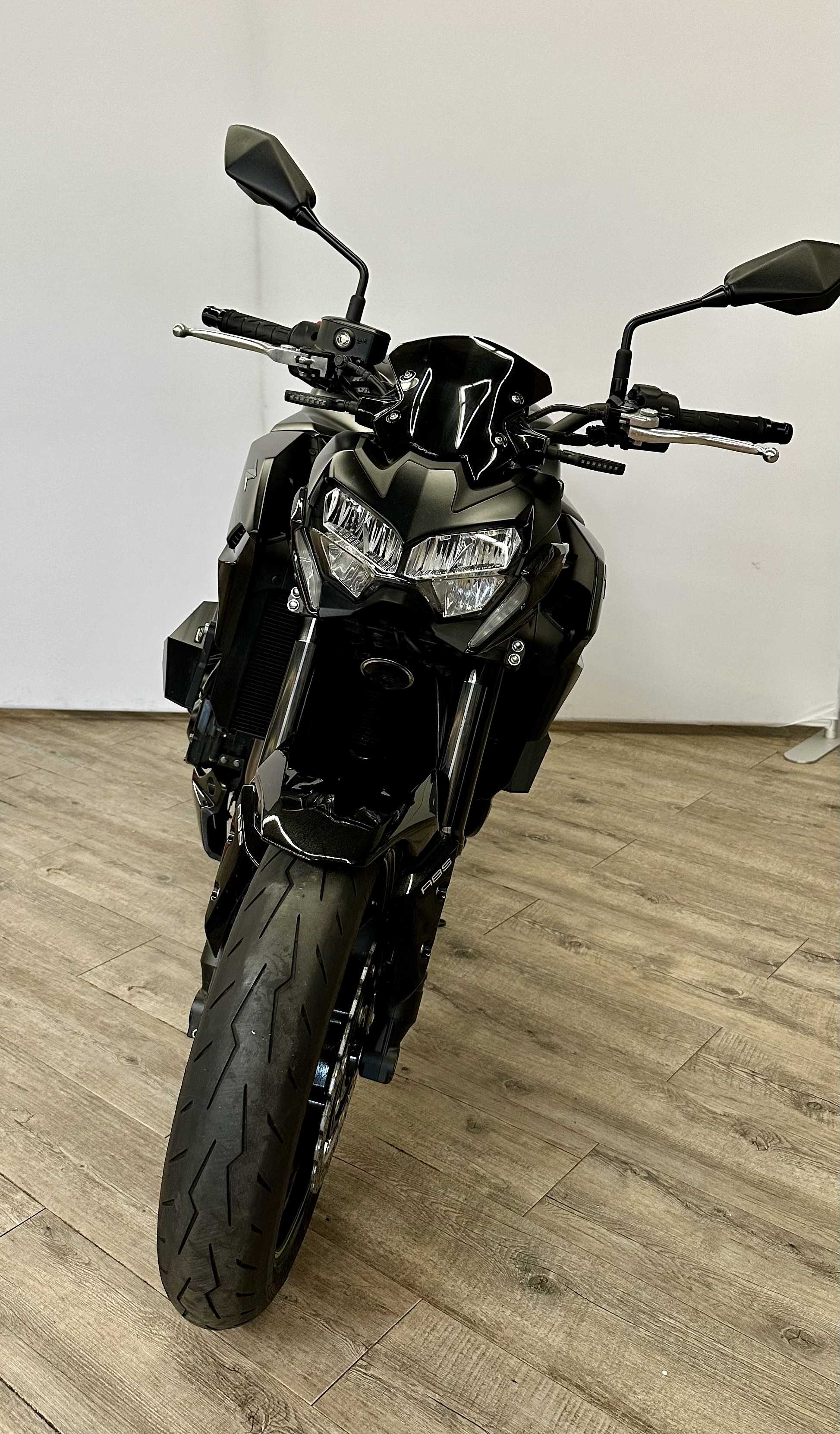 Kawasaki Z 900 2022 HD vue avant