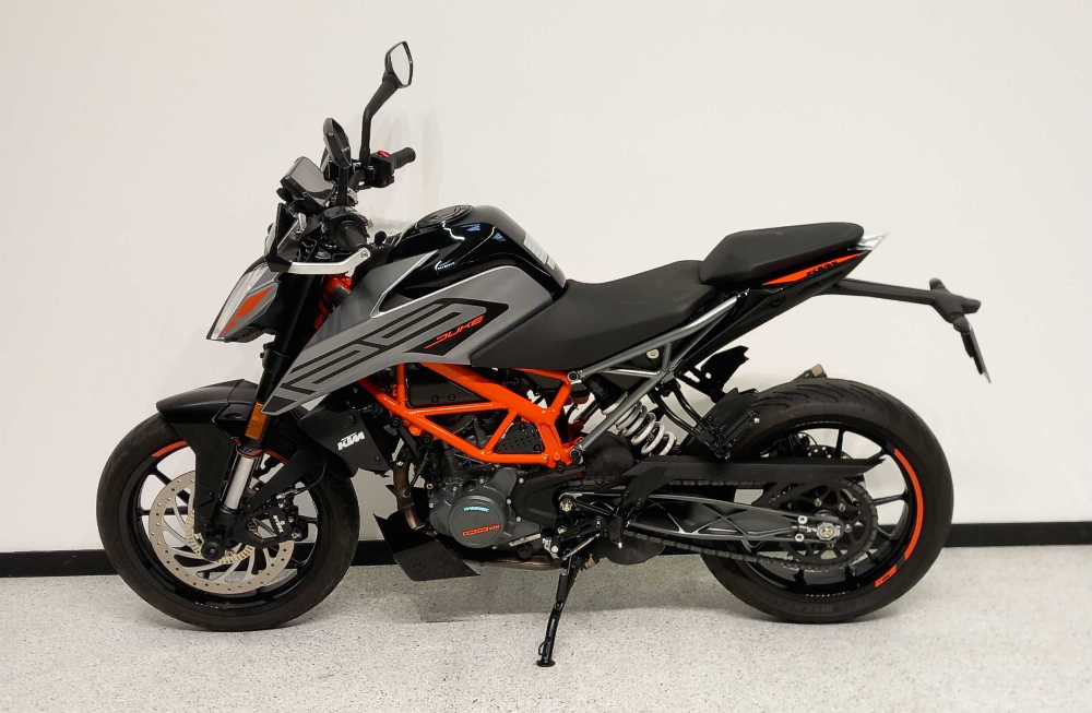 KTM 125 Duke 2021 vue gauche