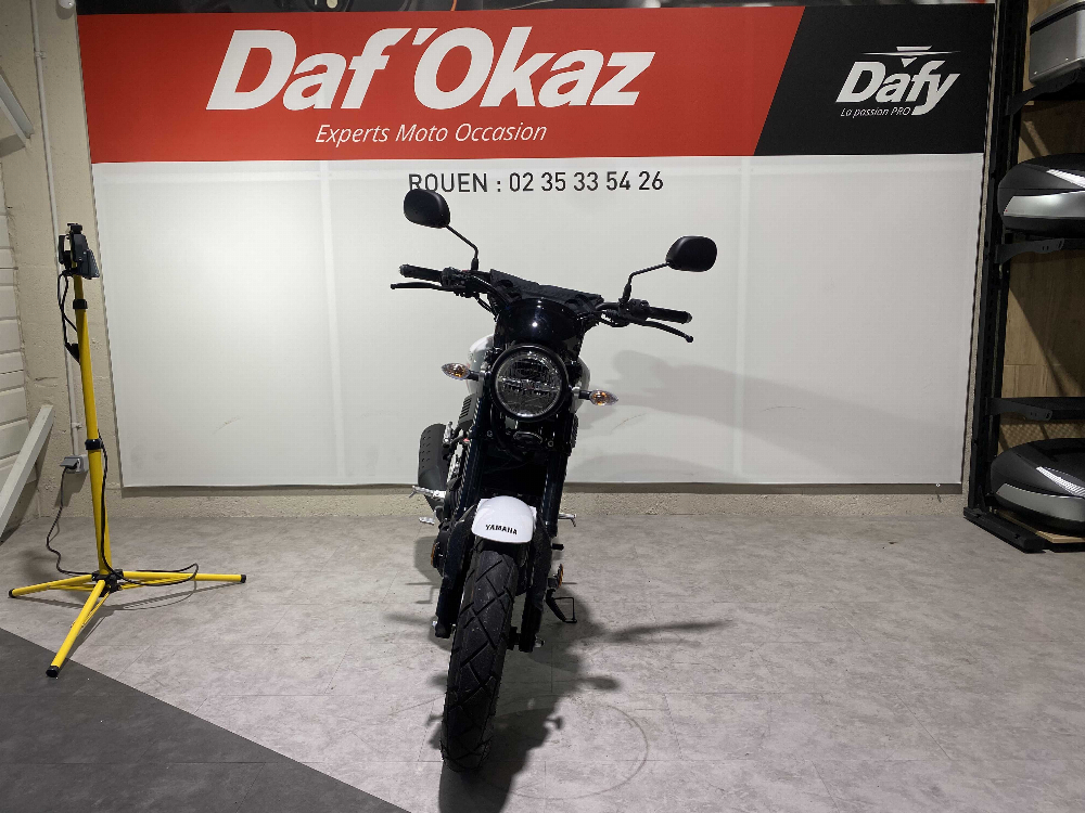 Yamaha XSR 125 2022 vue avant