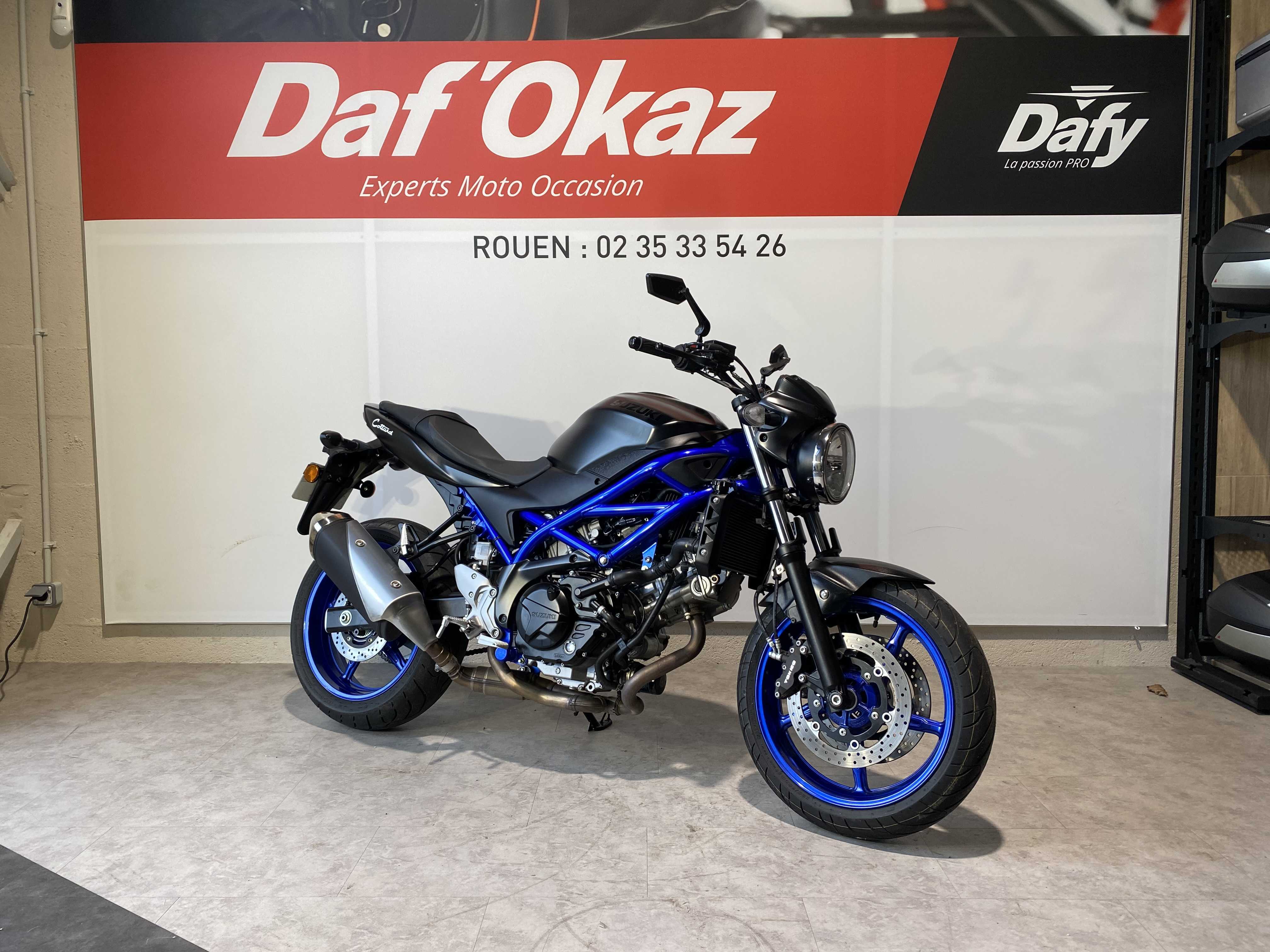 Suzuki SV 650 2022 HD vue 3/4 droite