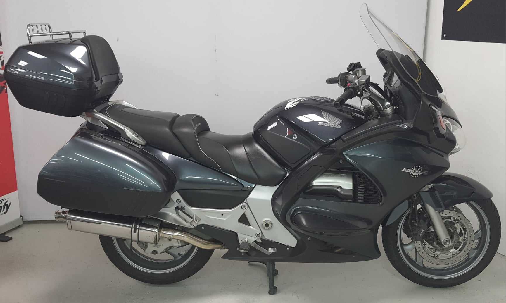 Honda ST 1300 Pan European ABS 2008 HD vue gauche