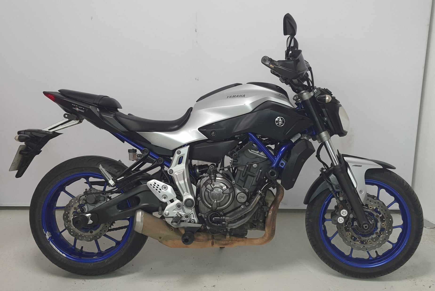 Yamaha MT-07 ABS 2015 HD vue gauche