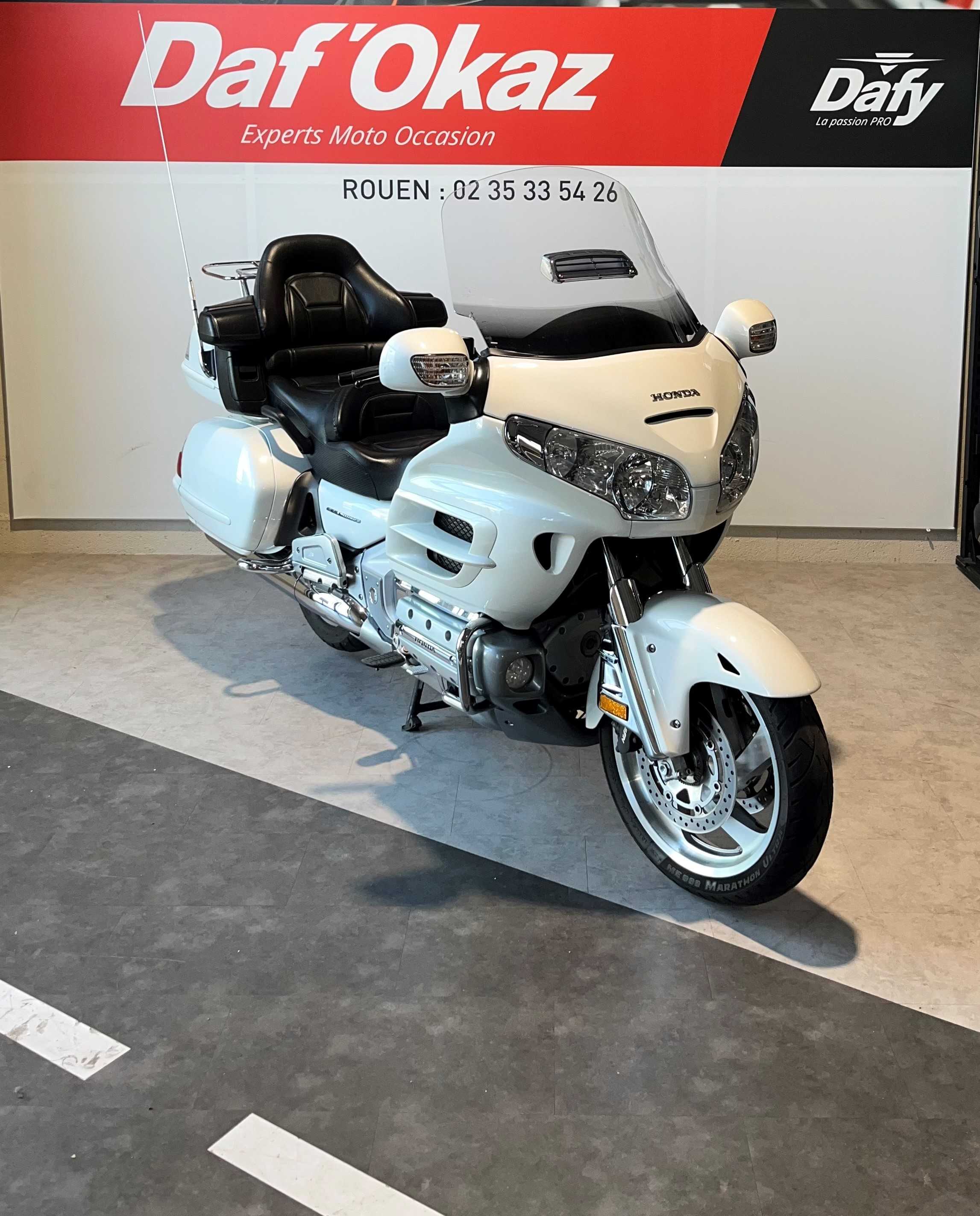 Honda GL1800 1800 2011 HD vue 3/4 droite