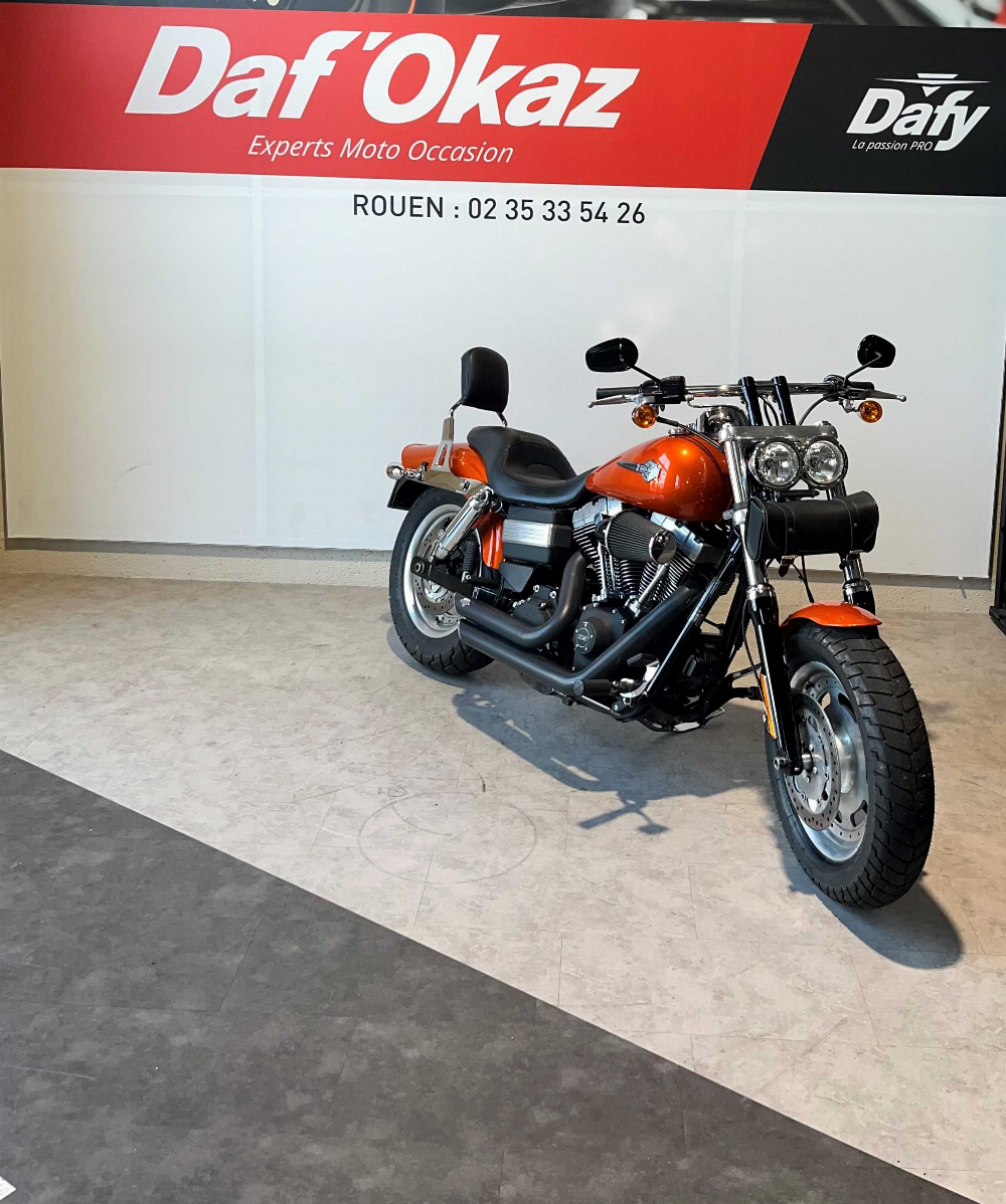 Harley-Davidson FAT BOB 2013 vue 3/4 droite