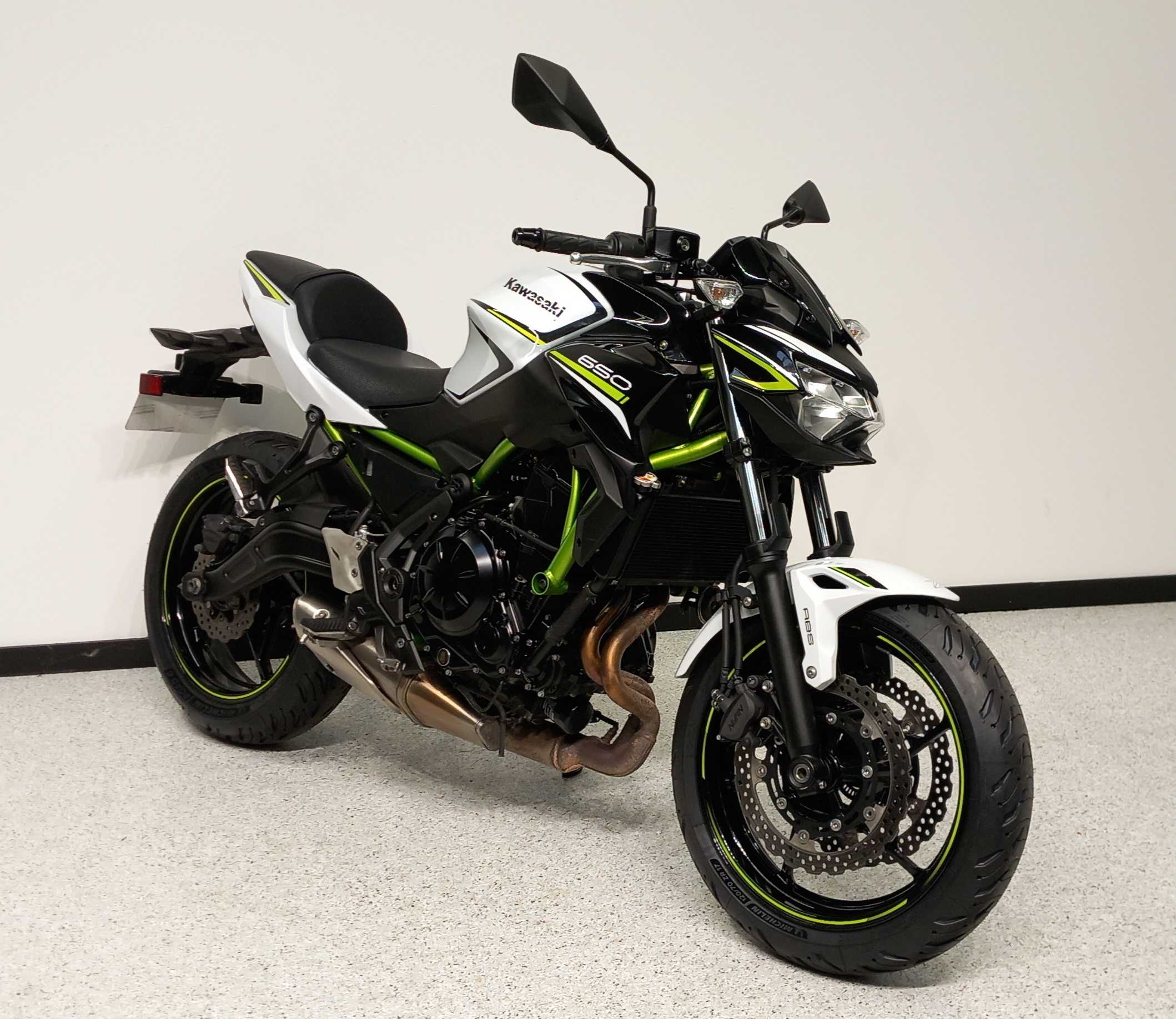 Kawasaki Z 650 2020 HD vue 3/4 droite