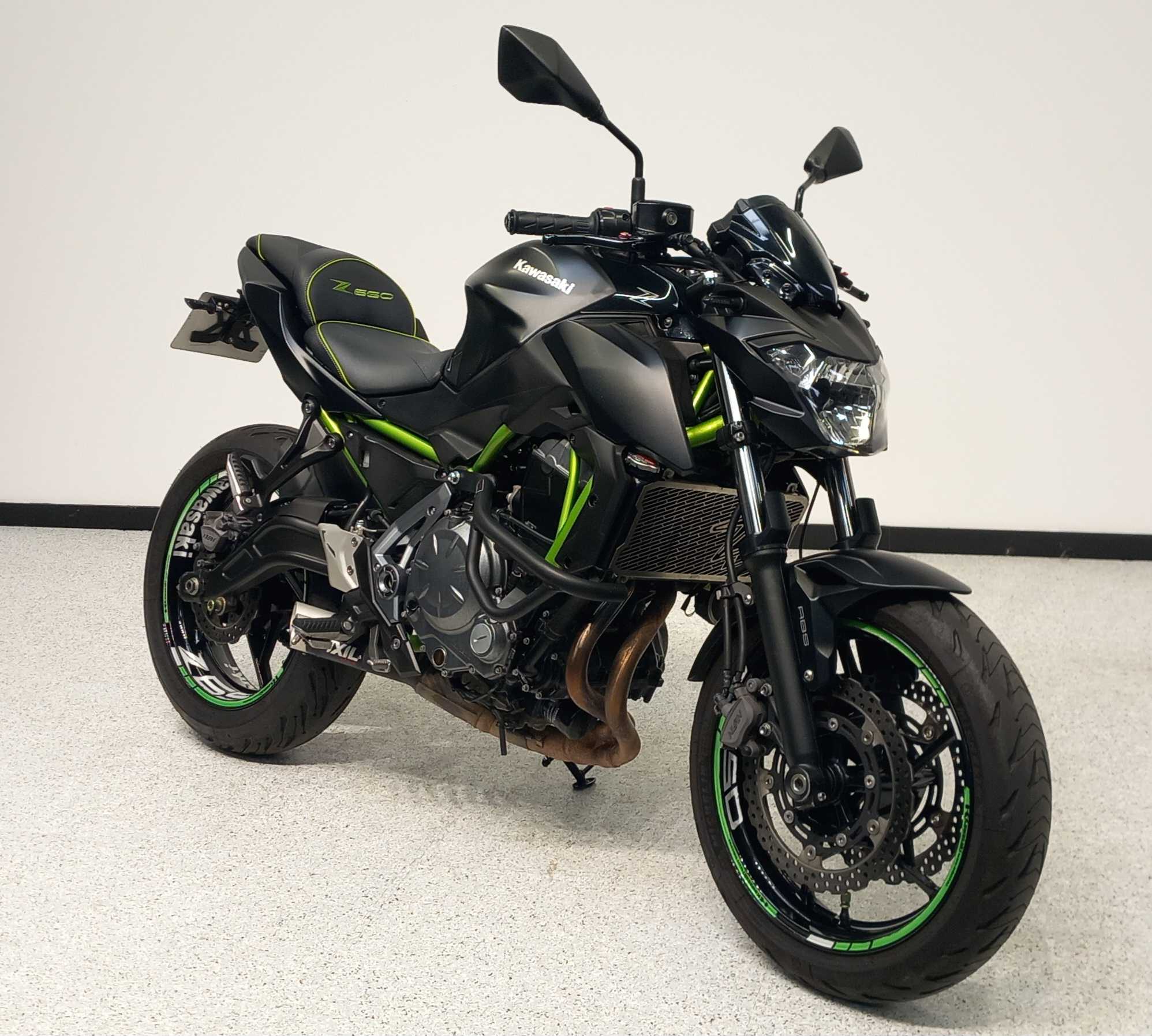 Kawasaki Z 650 2019 HD vue 3/4 droite