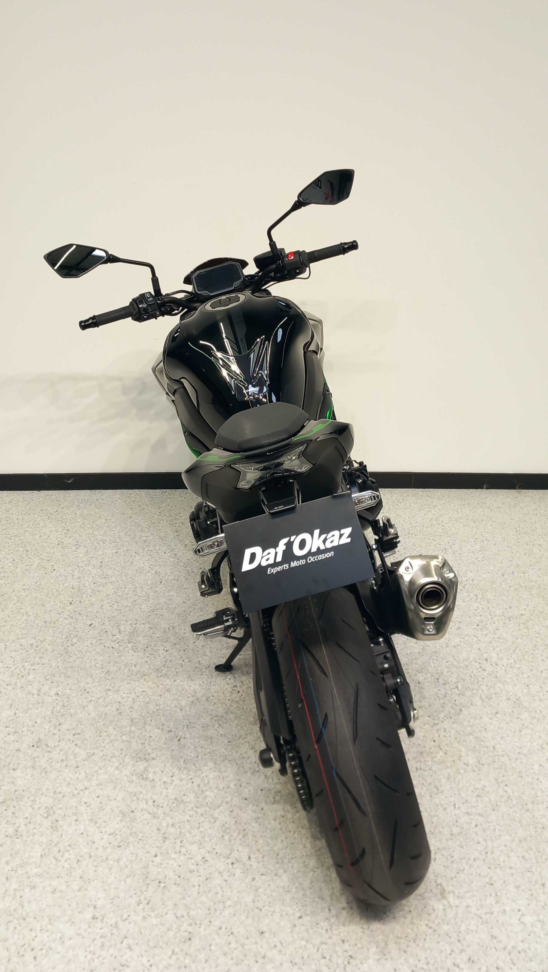 Kawasaki Z 900 2022 HD vue arrière