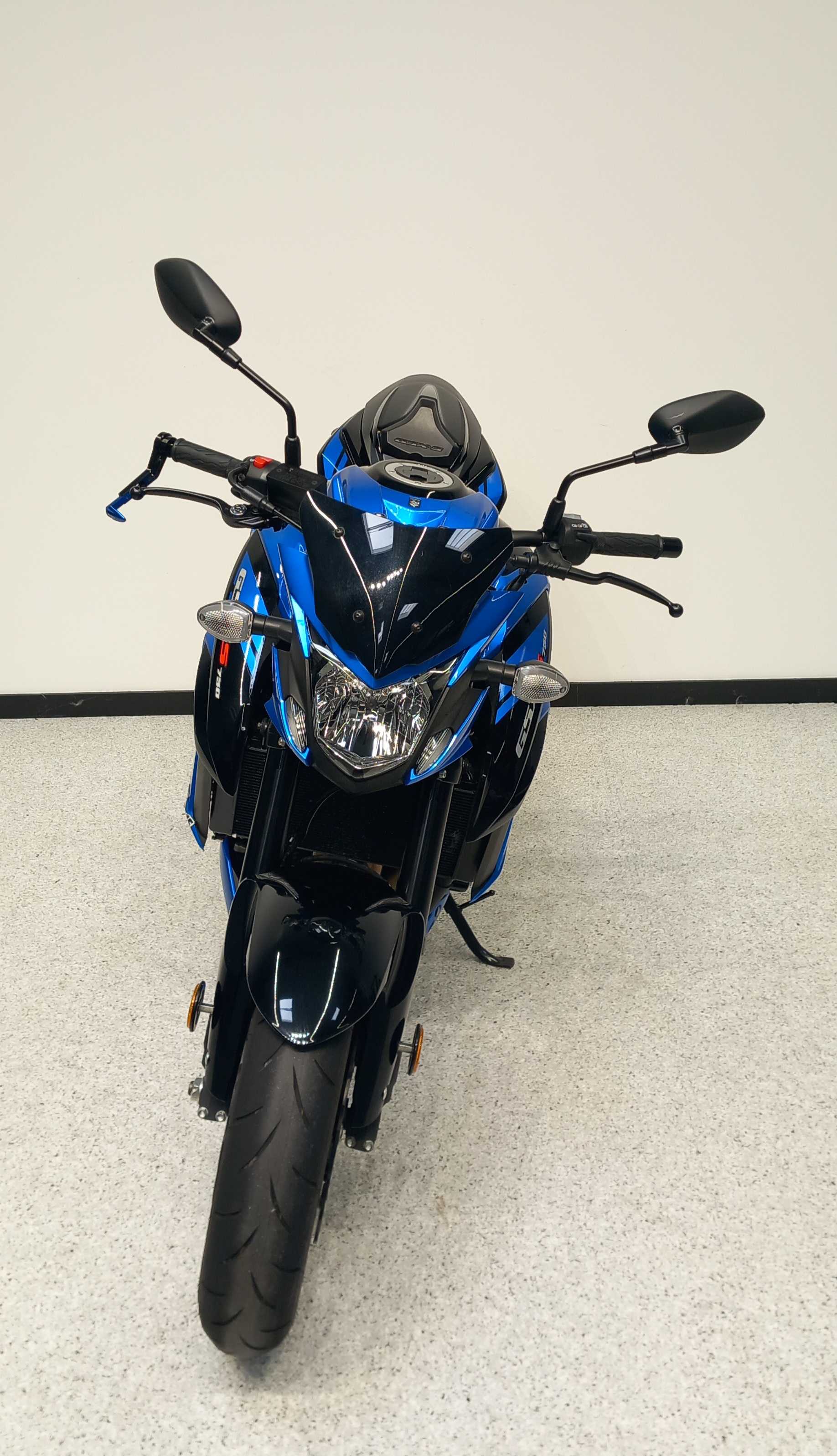 Suzuki GSX-S 750 2019 HD vue avant