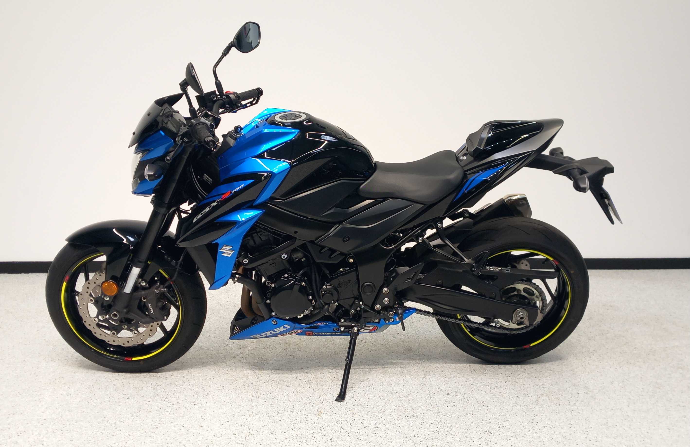 Suzuki GSX-S 750 2019 HD vue gauche