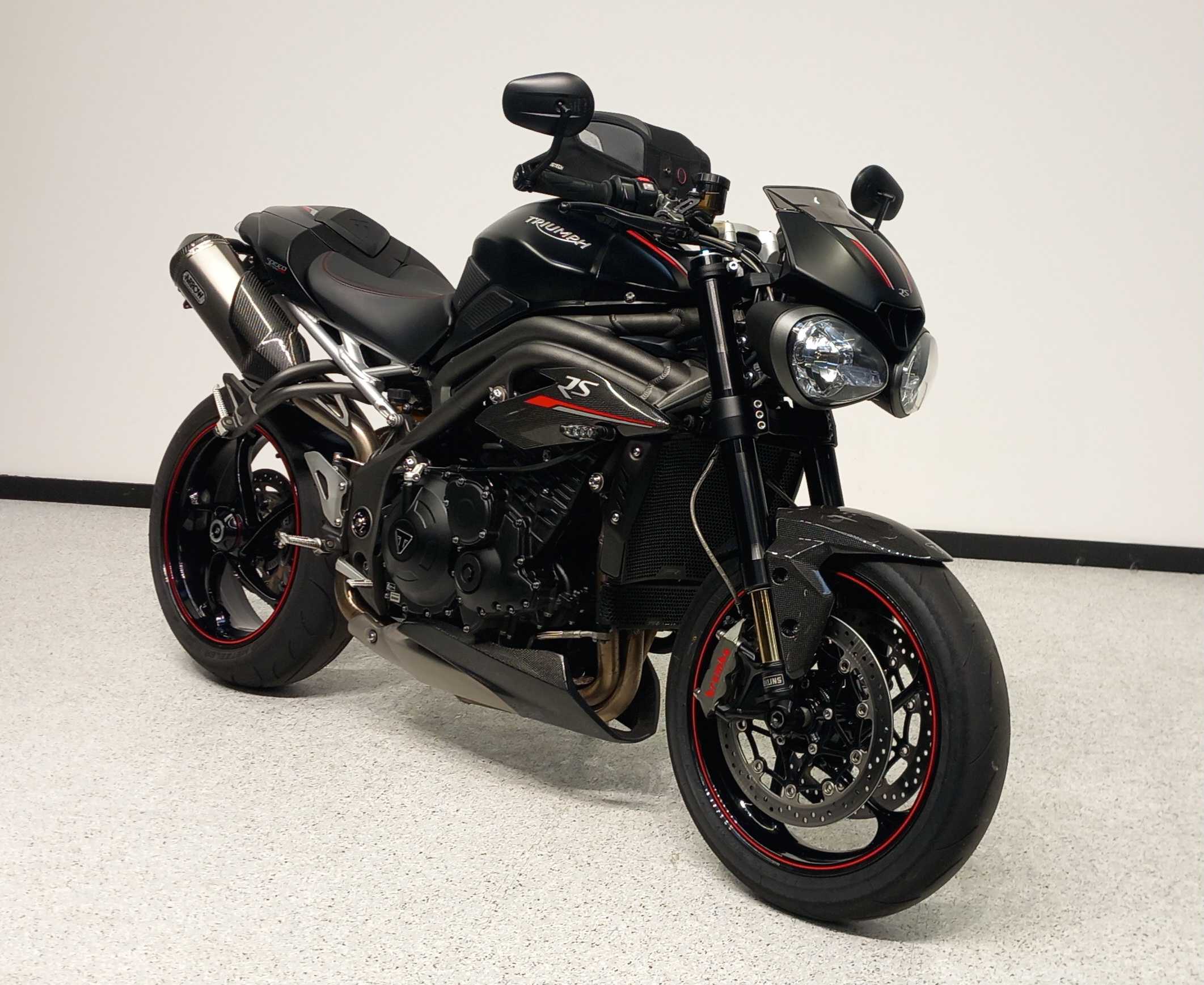 Triumph 1050 Speed Triple RS 2019 HD vue 3/4 droite