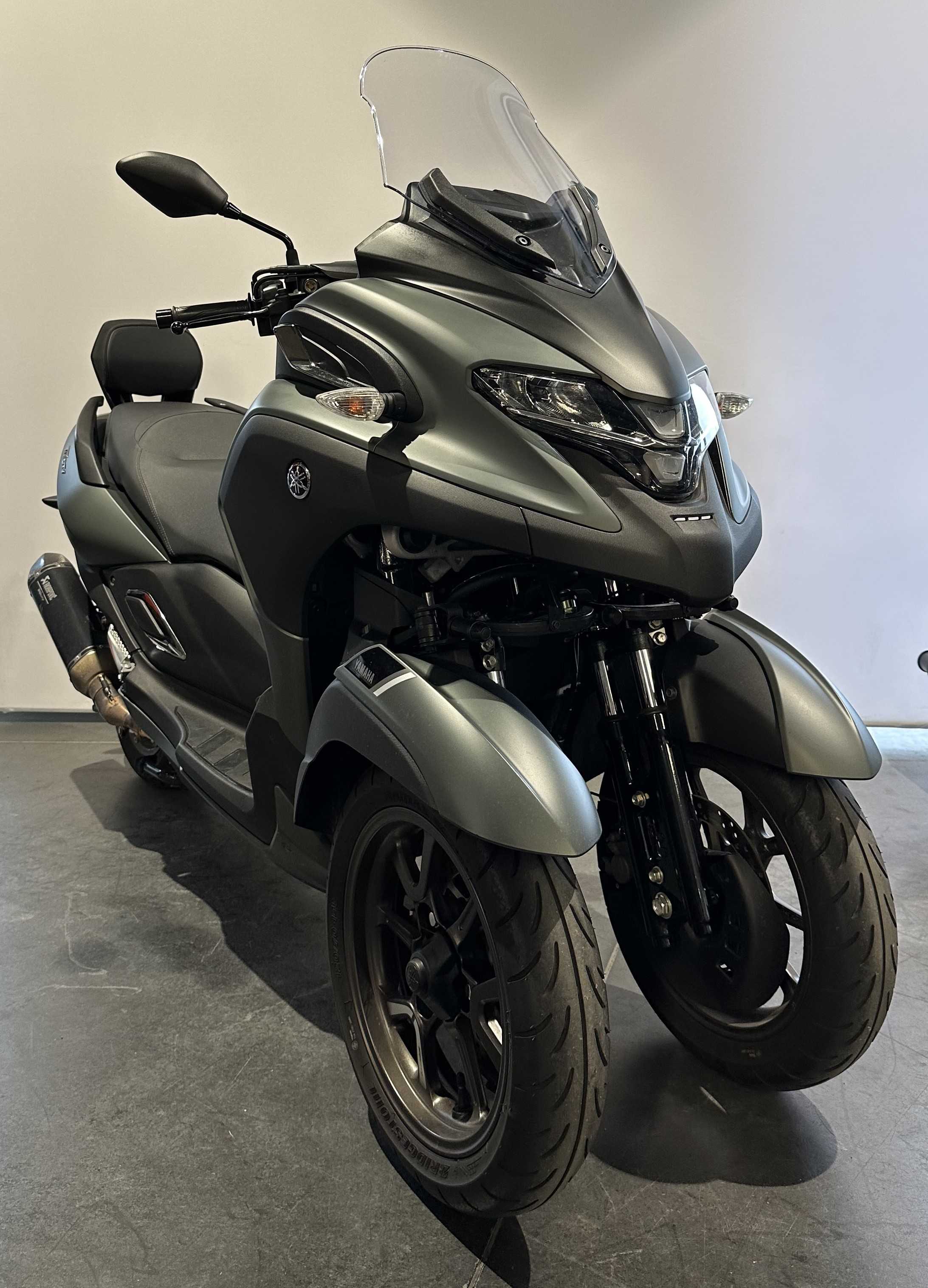 Yamaha MWD 300 Tricity 2021 HD vue 3/4 droite