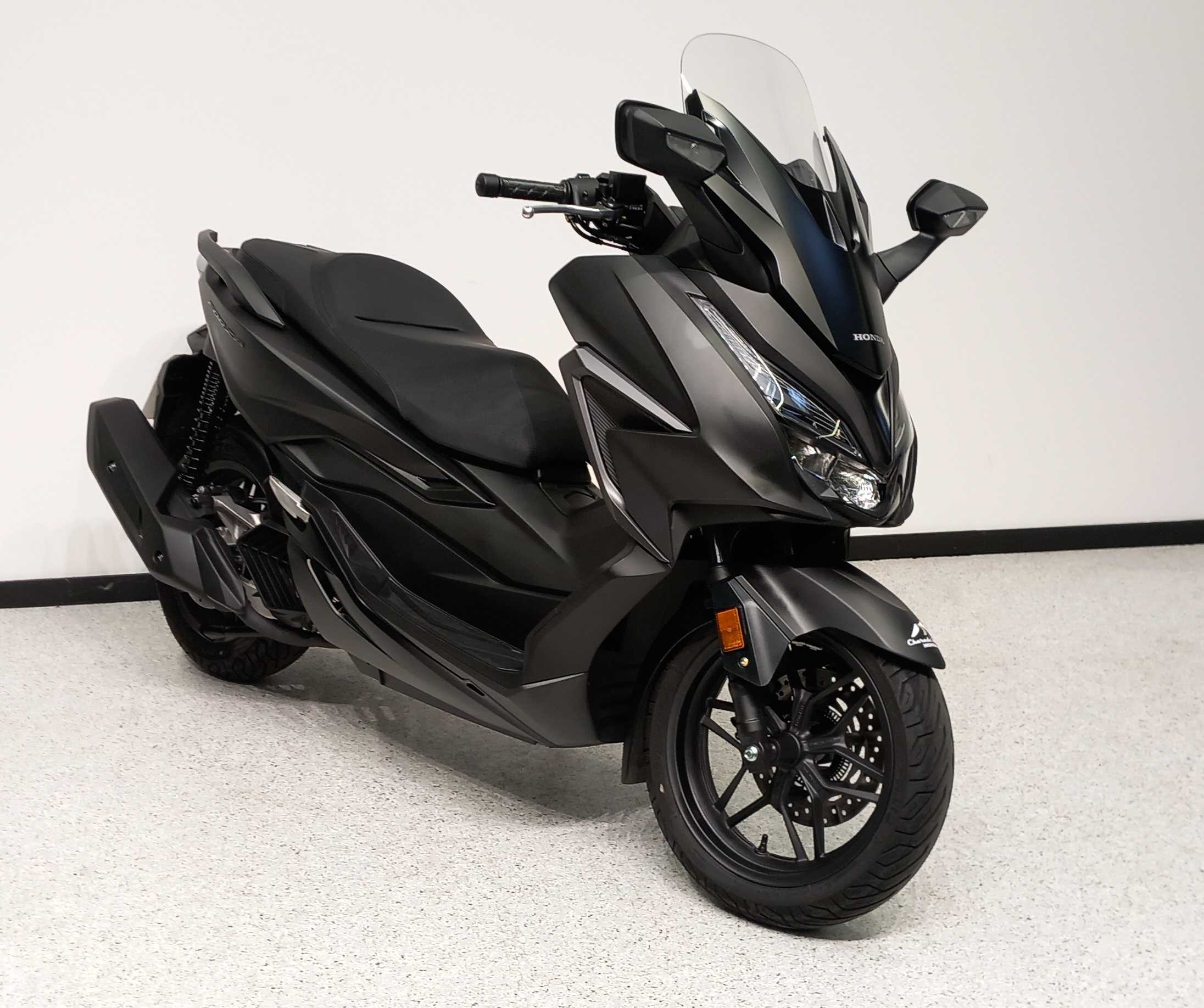 Honda NSS 125 Forza ABS 2022 HD vue 3/4 droite