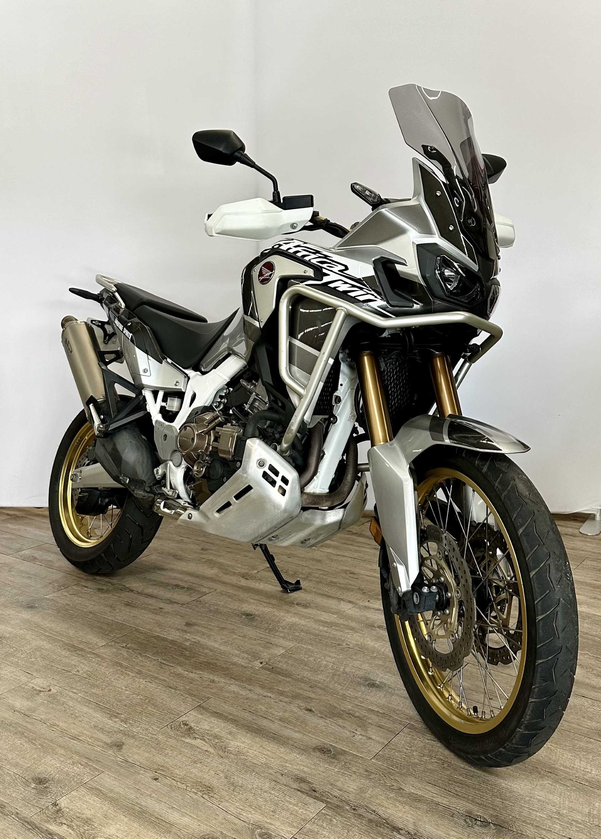 Honda CRF 1000 L Africa Twin Adventure Sports 2018 HD vue 3/4 droite