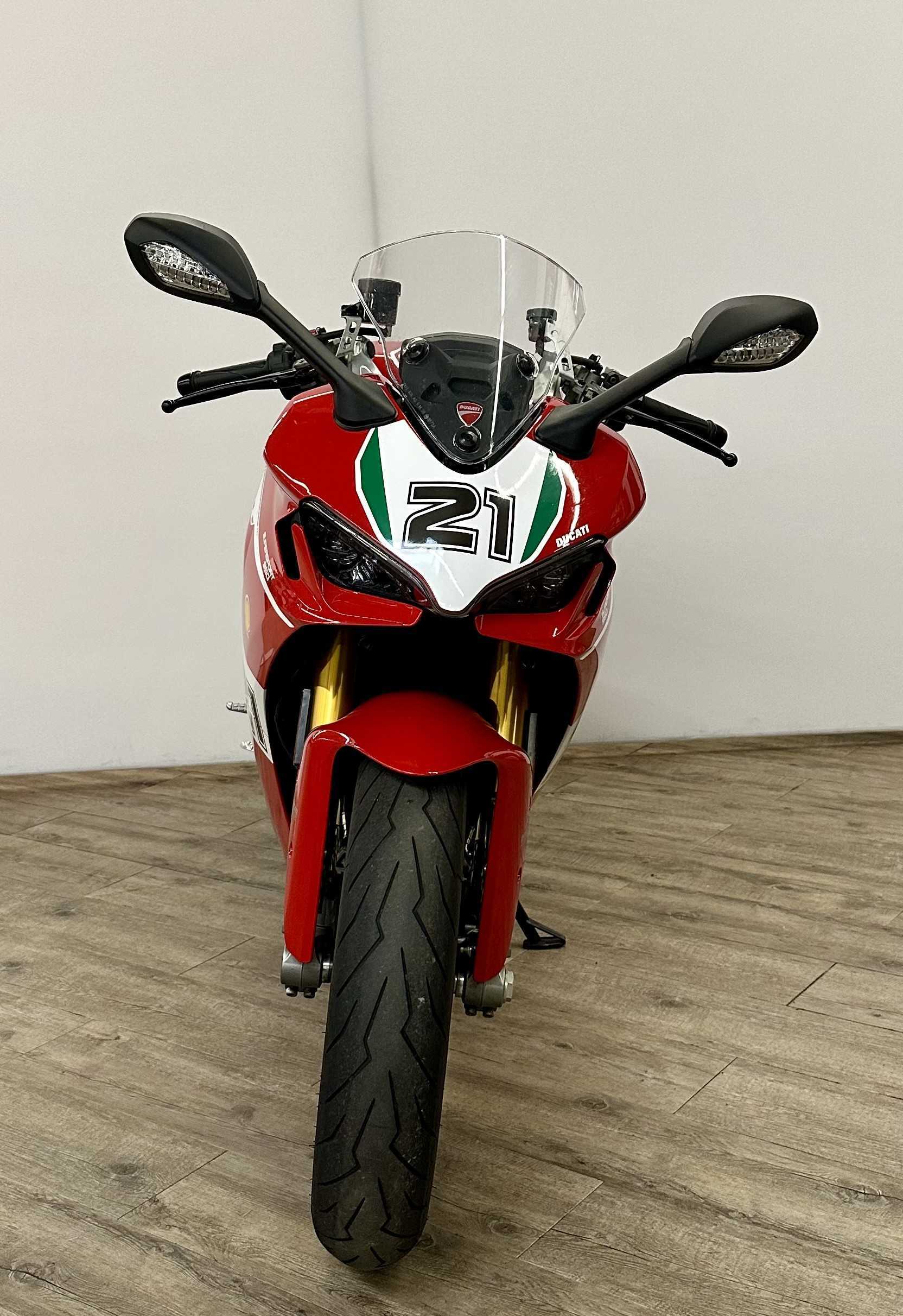 Ducati 950 Supersport S 2021 HD vue avant