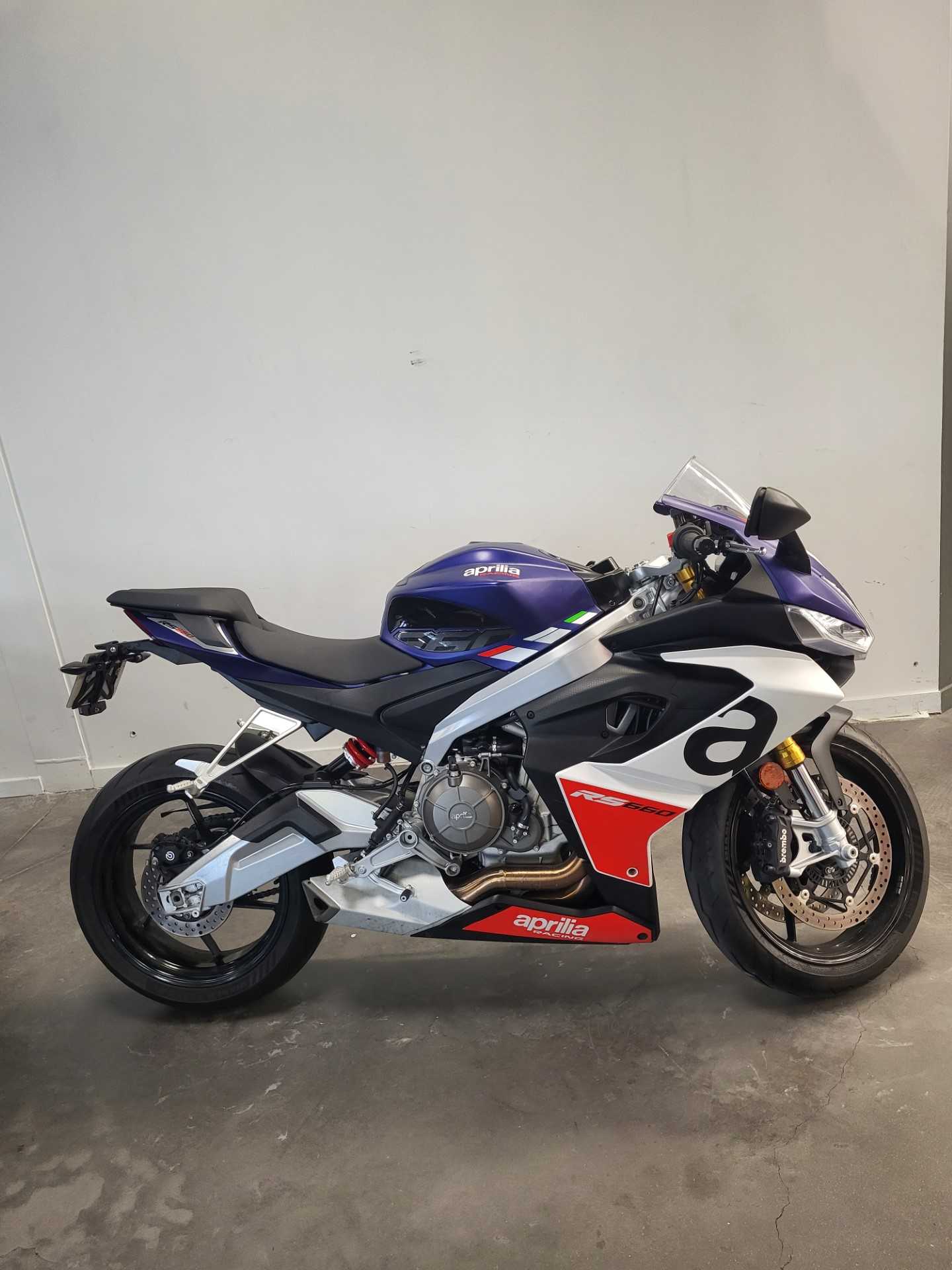 Aprilia RS 660 2021 HD vue 3/4 droite