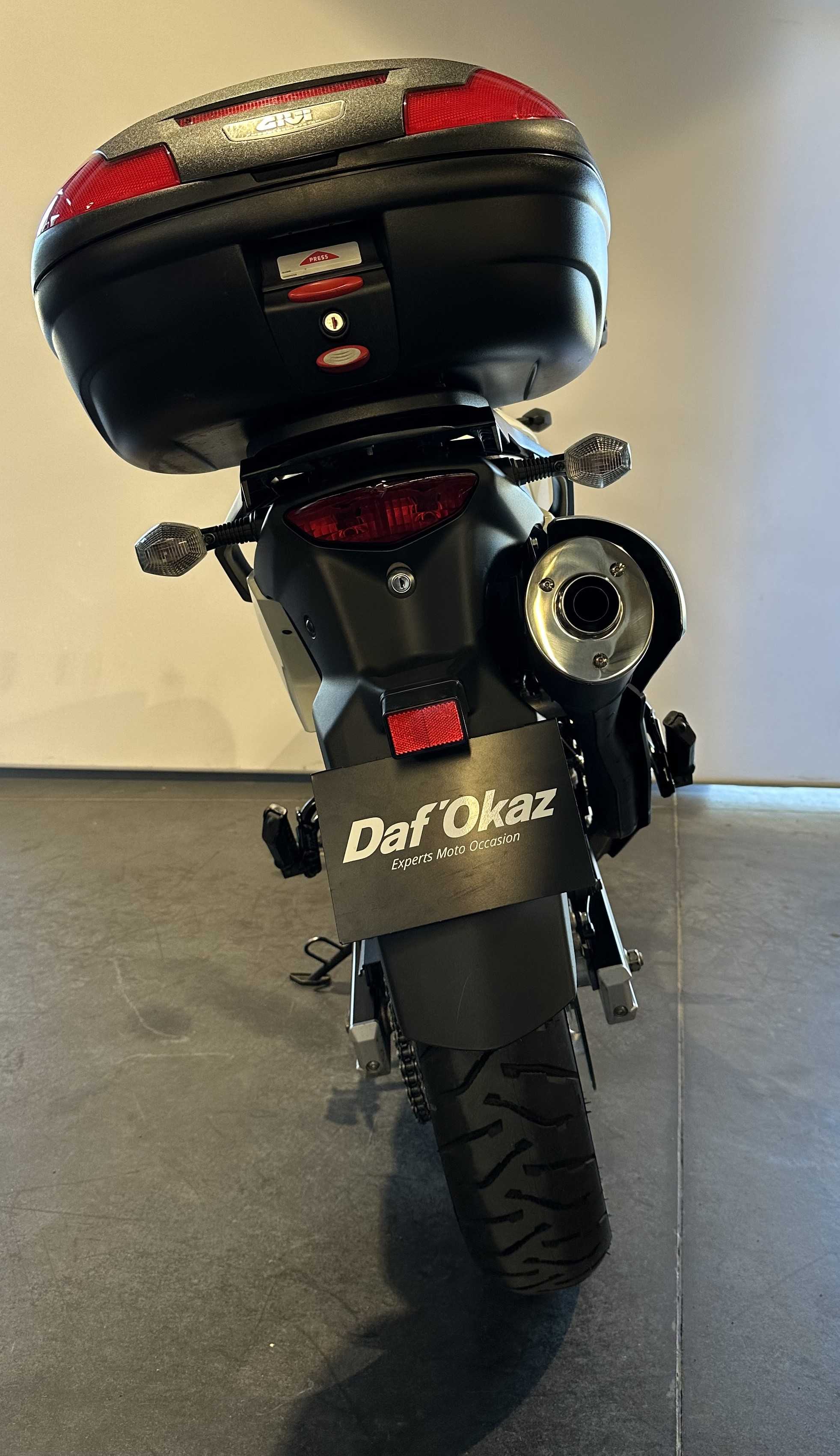 Suzuki DL 650 V-Strom ABS 2011 HD vue arrière