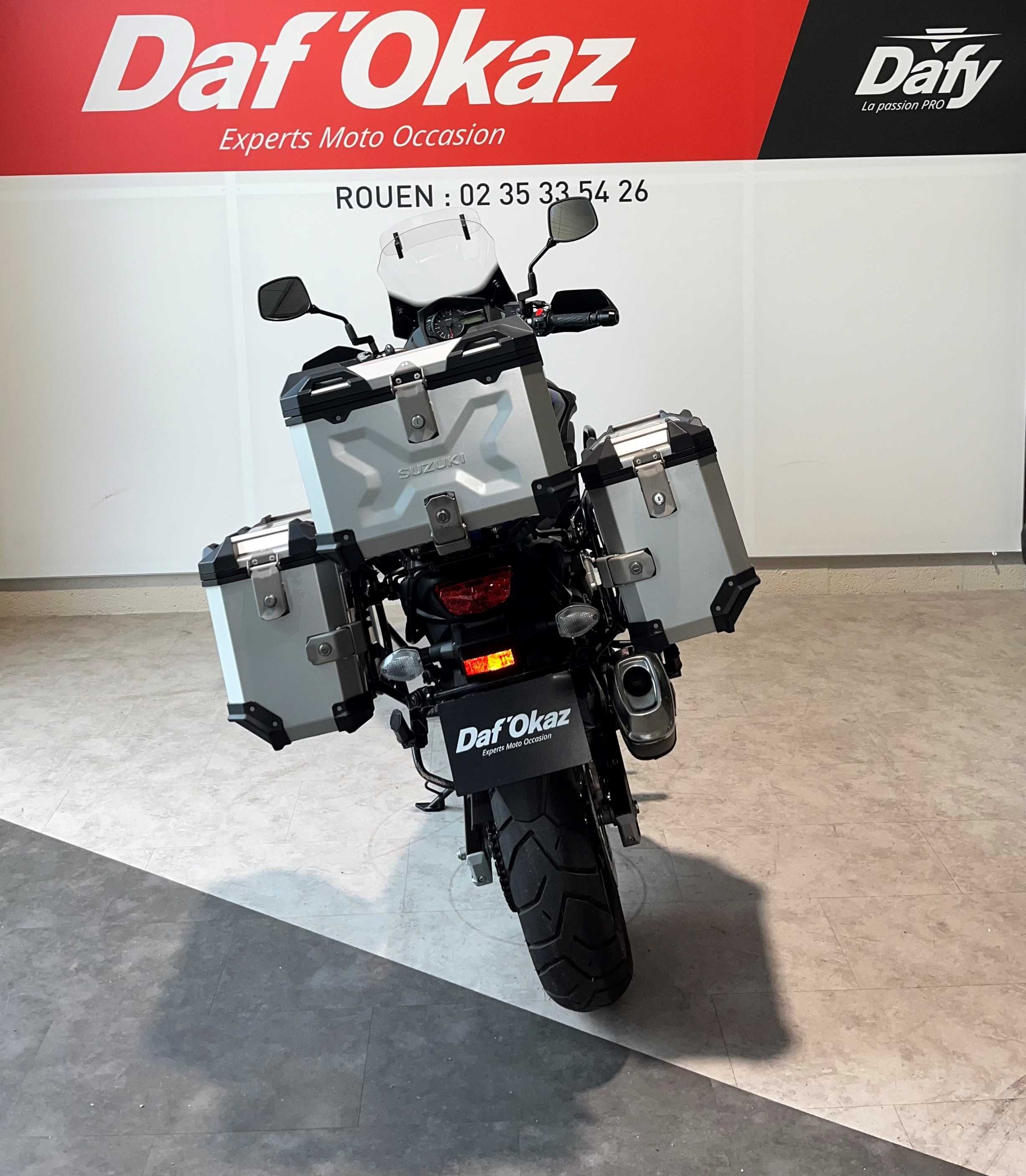 Suzuki DL 650 V-Strom XT 2020 HD vue arrière