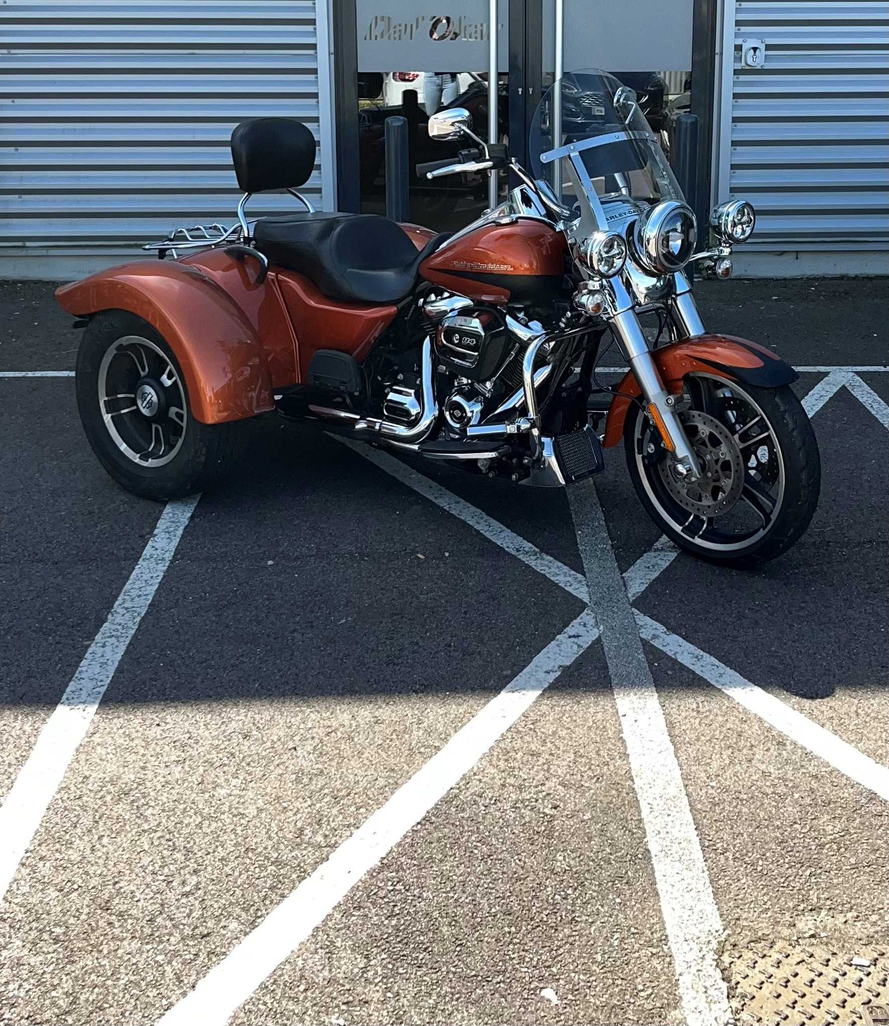 Harley-Davidson FREEWHEELER TRIKE 2019 HD vue 3/4 droite