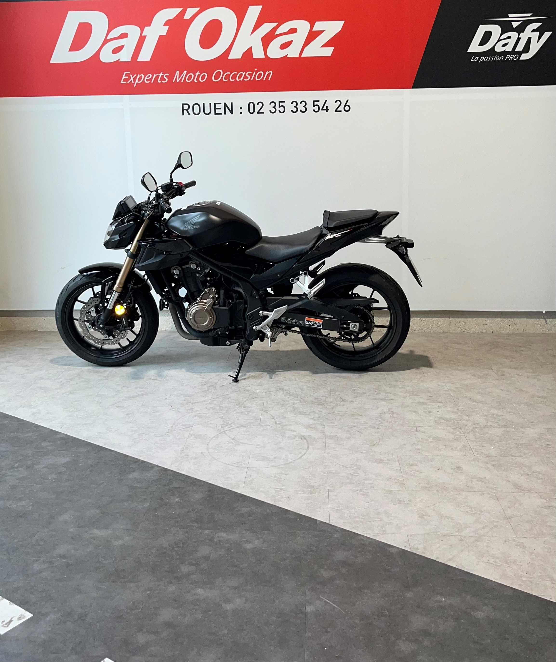 Honda CB 500 F ABS 2022 HD vue gauche