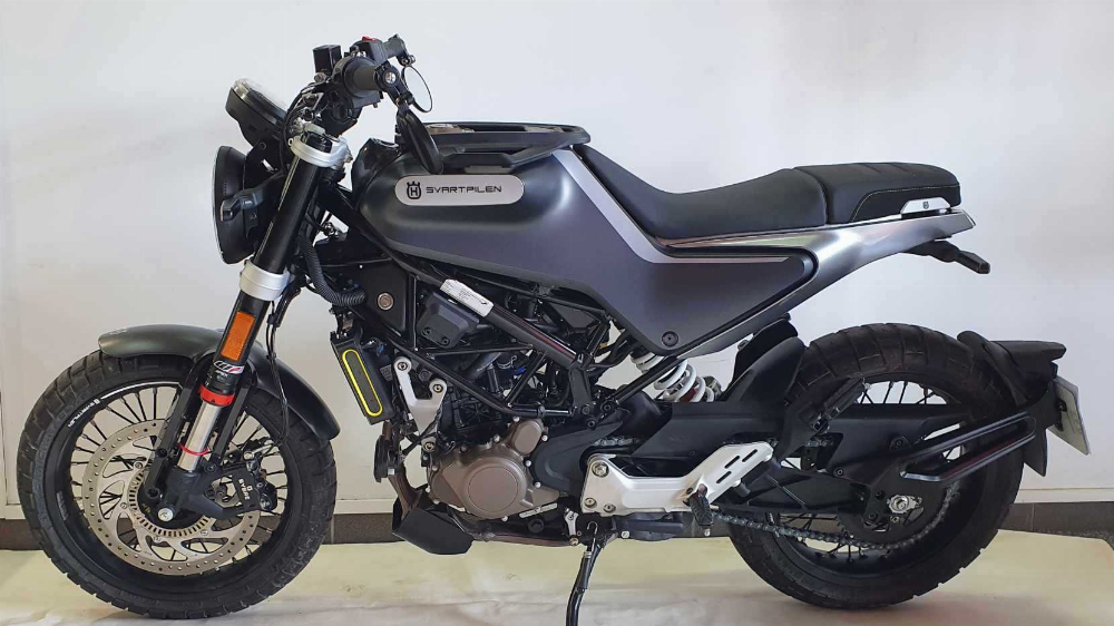 Husqvarna Svartpilen 125 2021 vue gauche
