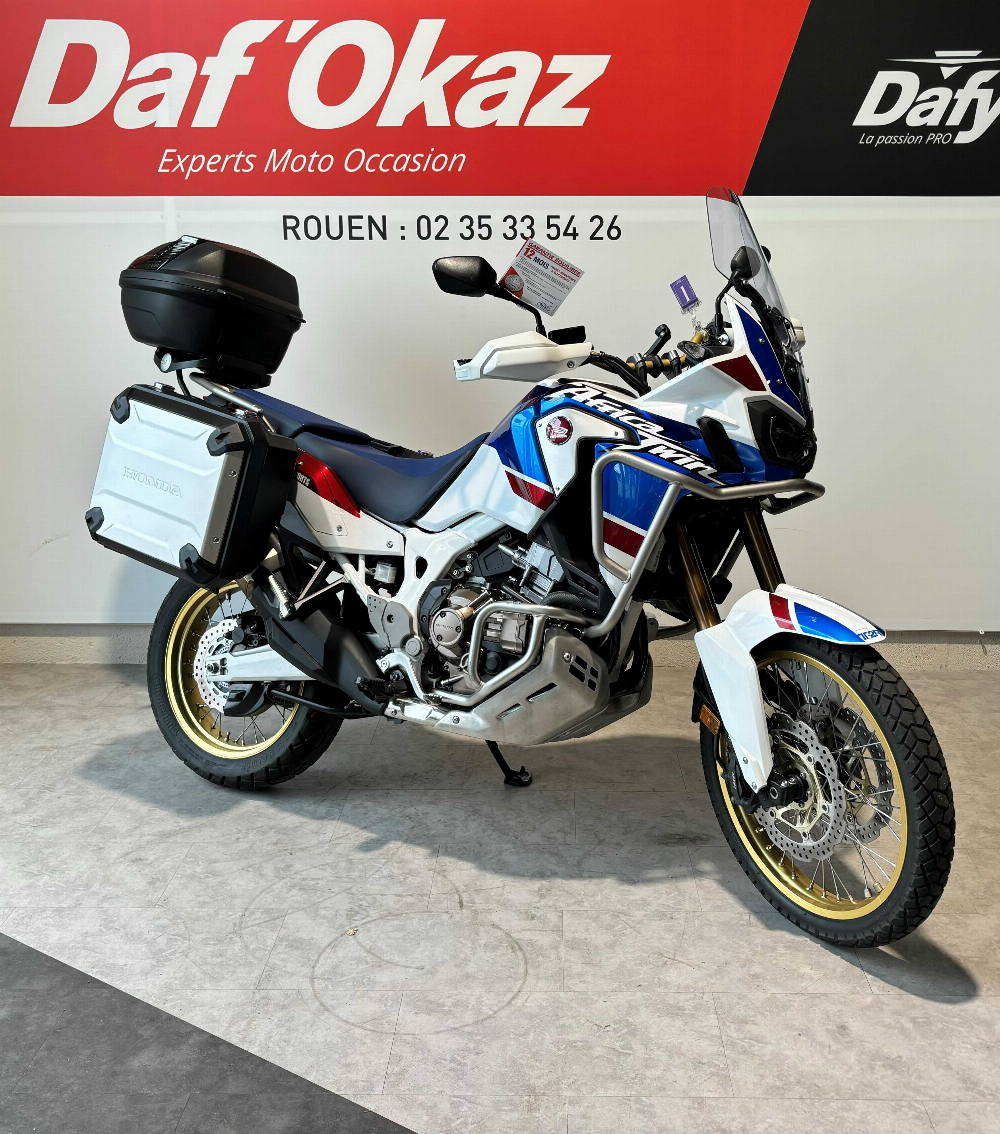 Honda CRF 1000 AFRICA TWIN DCT 2020 vue 3/4 droite