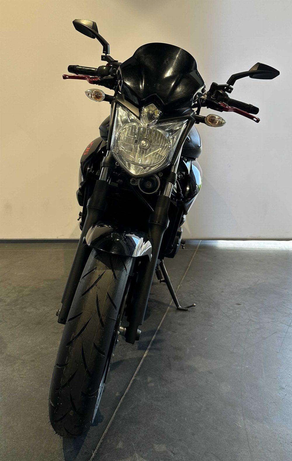 Yamaha XJ6 N ABS 2011 vue avant