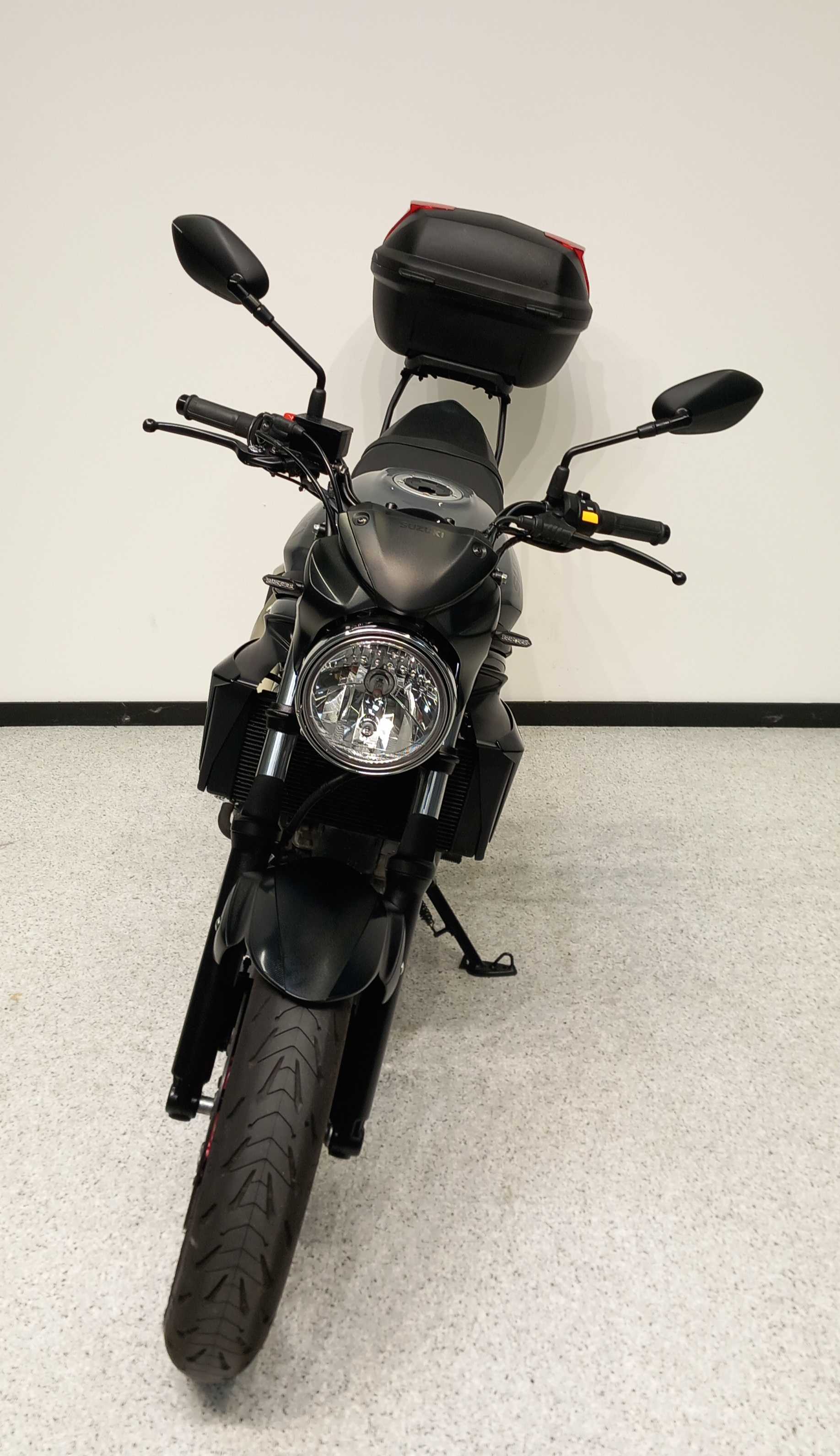 Suzuki SV 650 2022 HD vue avant